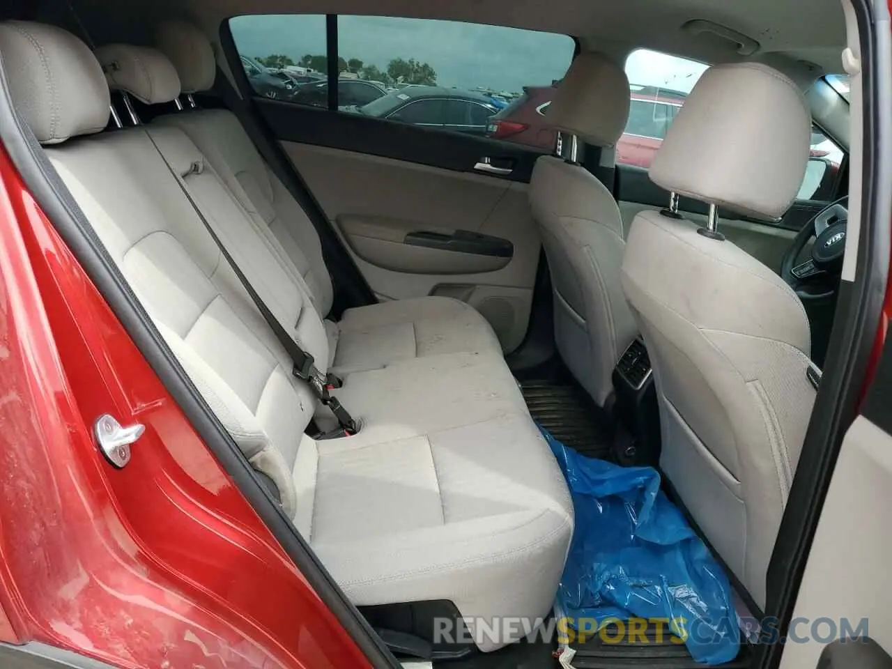 10 Photograph of a damaged car KNDPM3AC1L7687790 KIA SPORTAGE 2020