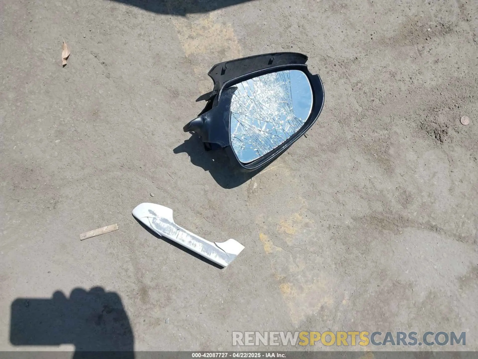 12 Photograph of a damaged car KNDPM3AC1L7698465 KIA SPORTAGE 2020