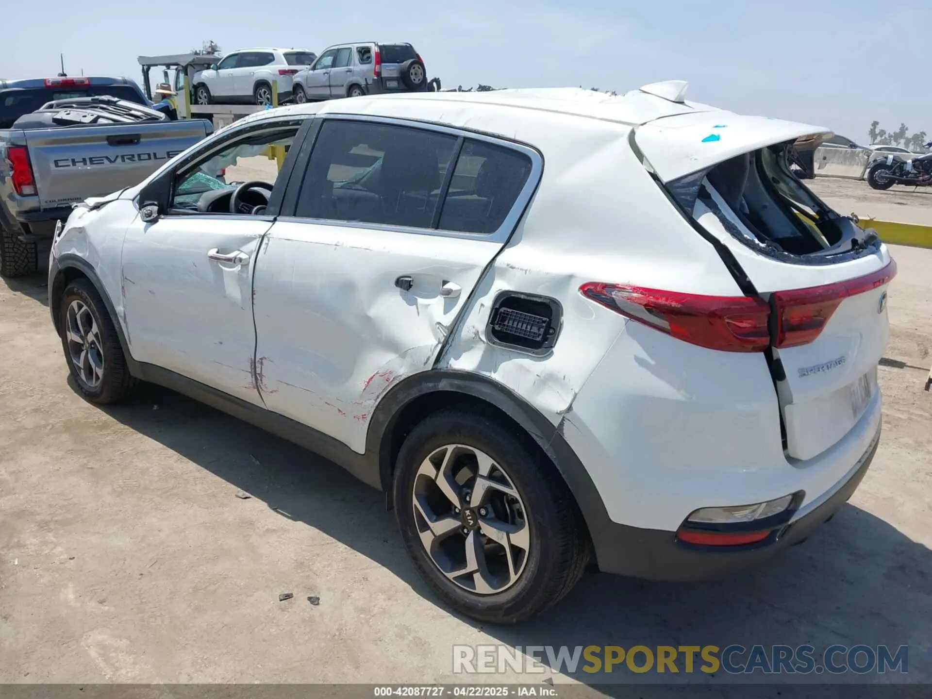 3 Photograph of a damaged car KNDPM3AC1L7698465 KIA SPORTAGE 2020