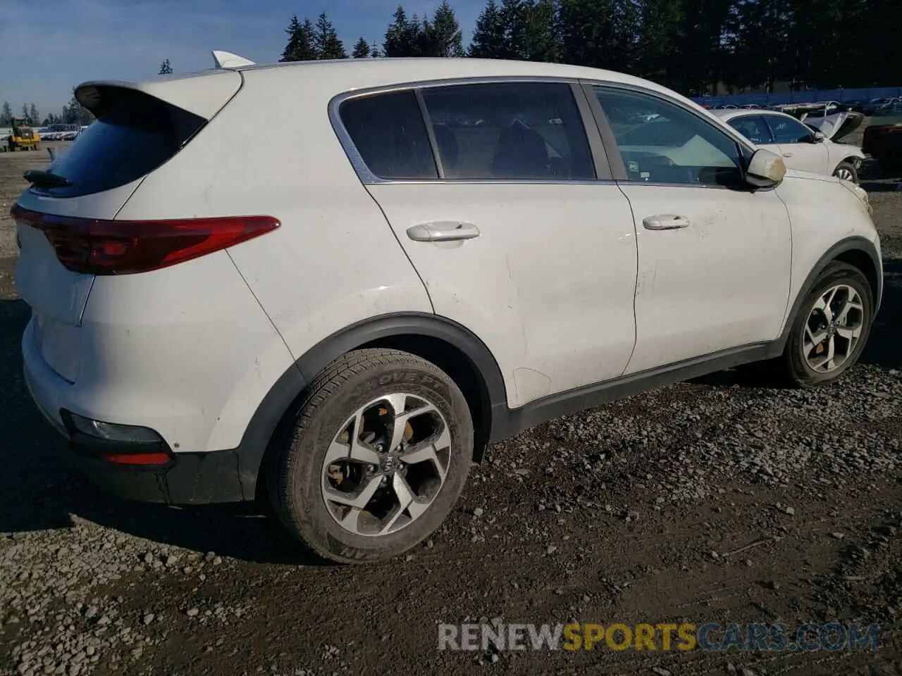 3 Photograph of a damaged car KNDPM3AC1L7713336 KIA SPORTAGE 2020