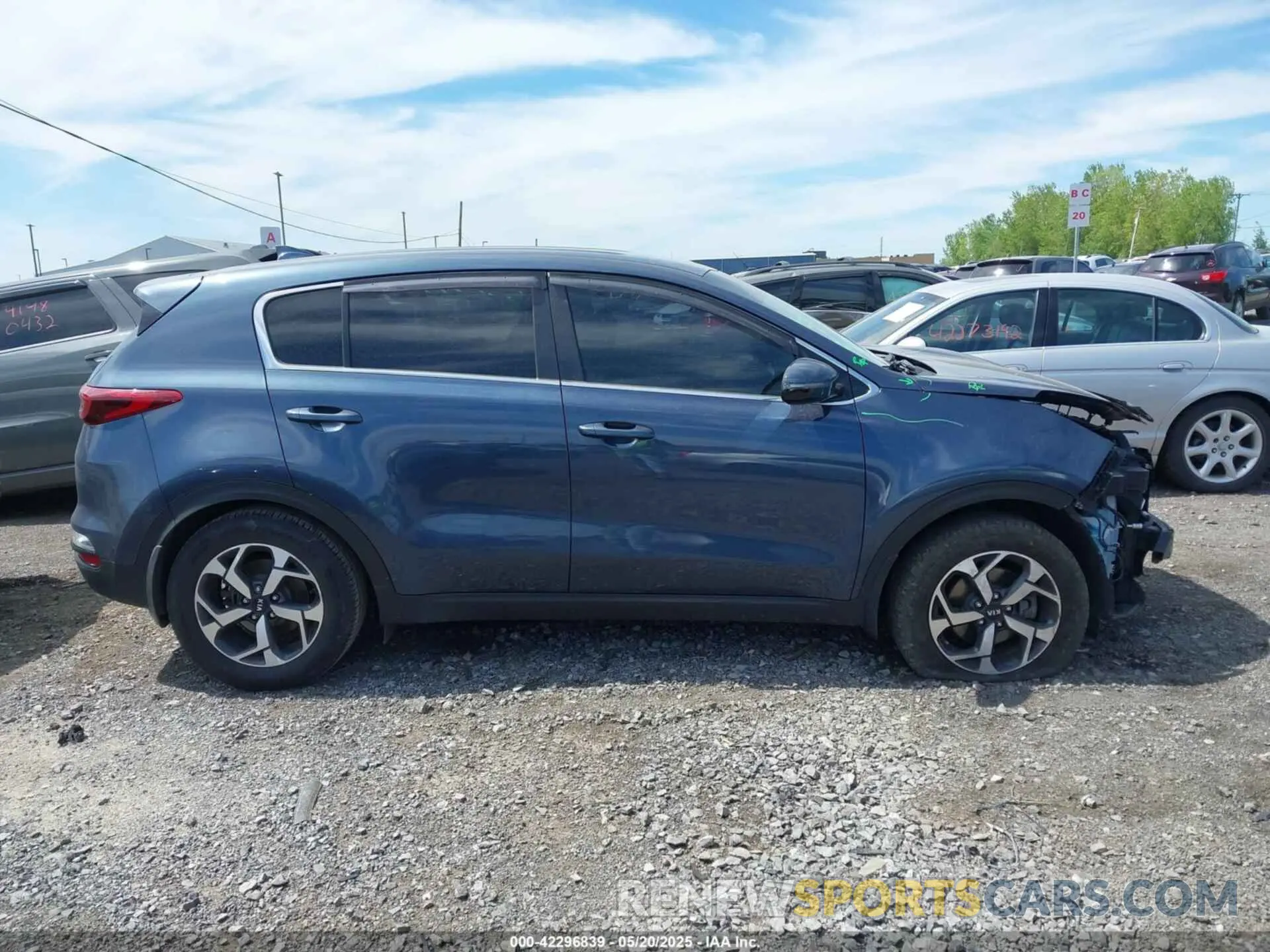 12 Photograph of a damaged car KNDPM3AC1L7723977 KIA SPORTAGE 2020
