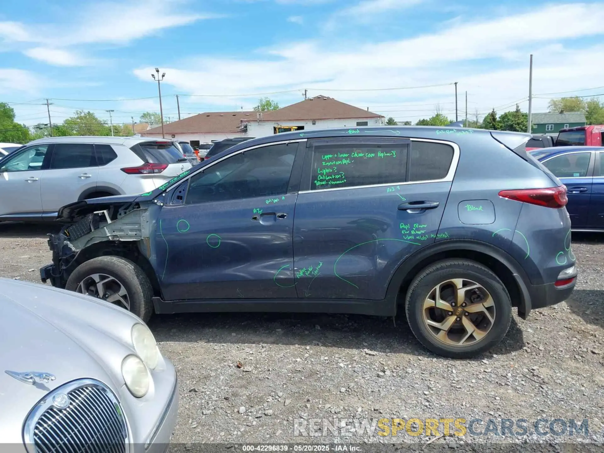 13 Photograph of a damaged car KNDPM3AC1L7723977 KIA SPORTAGE 2020