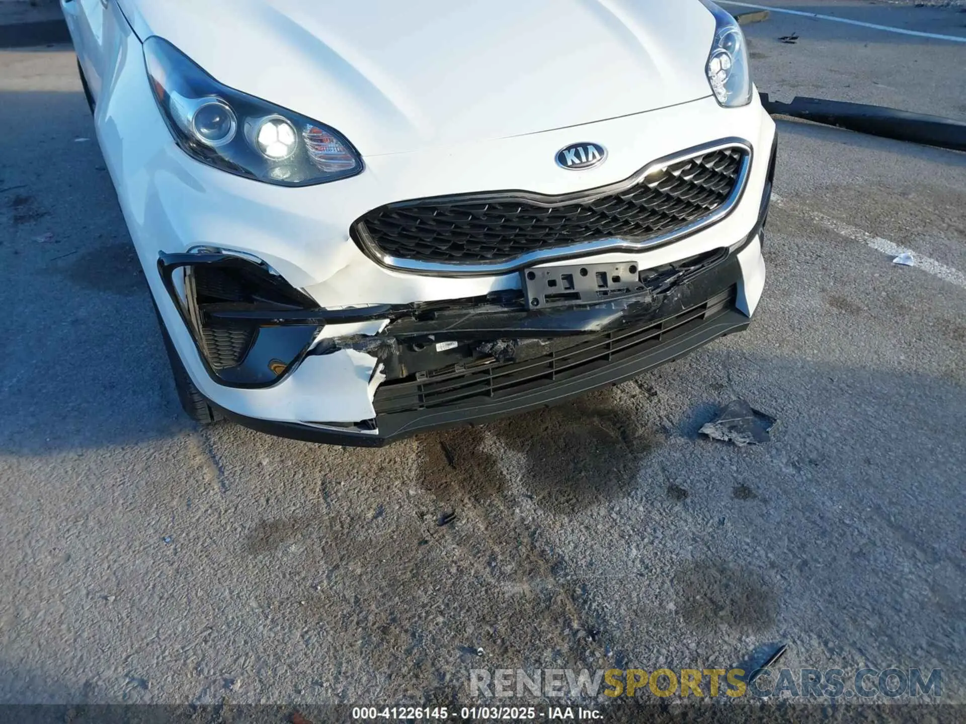 17 Photograph of a damaged car KNDPM3AC1L7779711 KIA SPORTAGE 2020