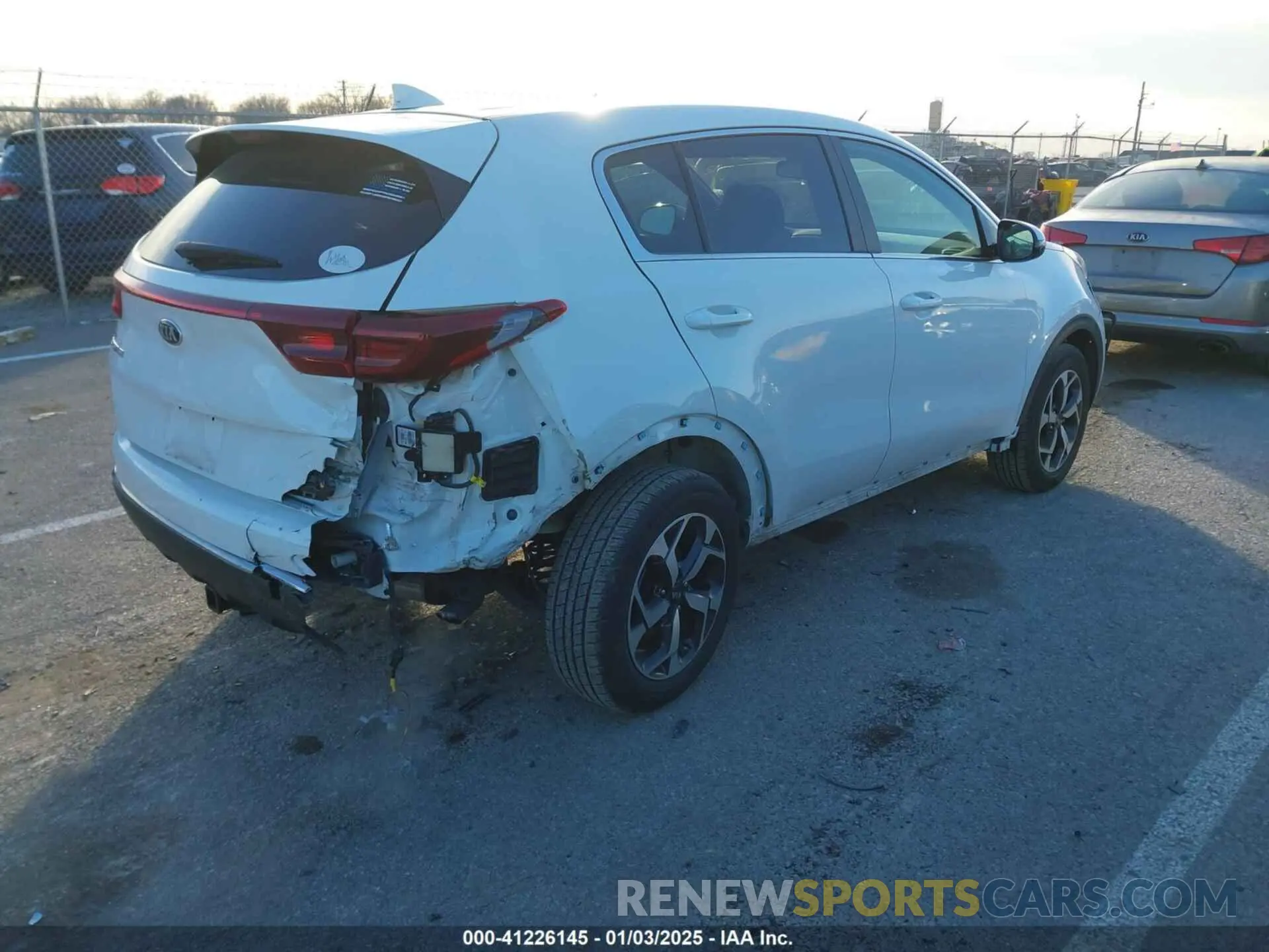4 Photograph of a damaged car KNDPM3AC1L7779711 KIA SPORTAGE 2020
