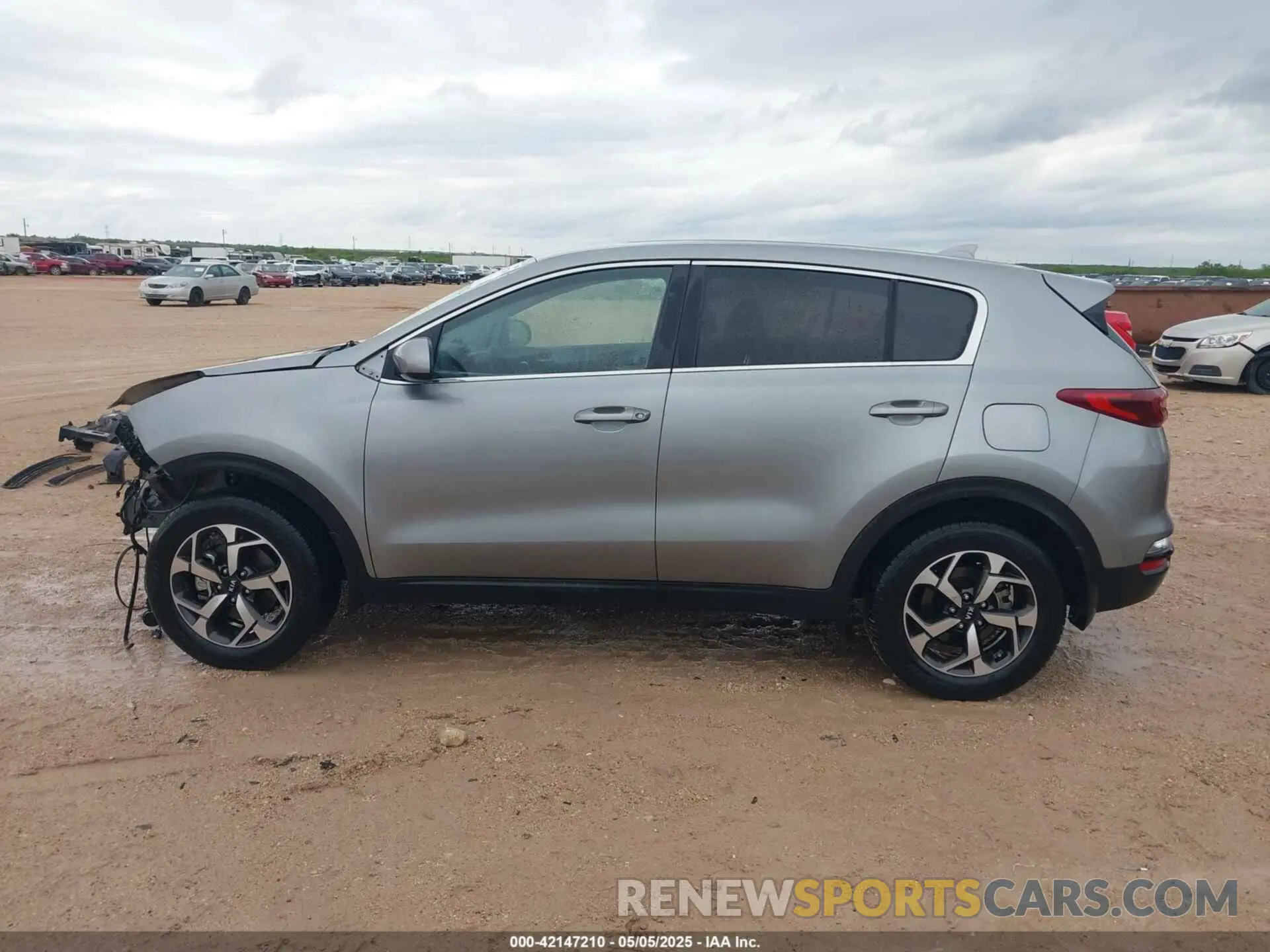 15 Photograph of a damaged car KNDPM3AC1L7795097 KIA SPORTAGE 2020