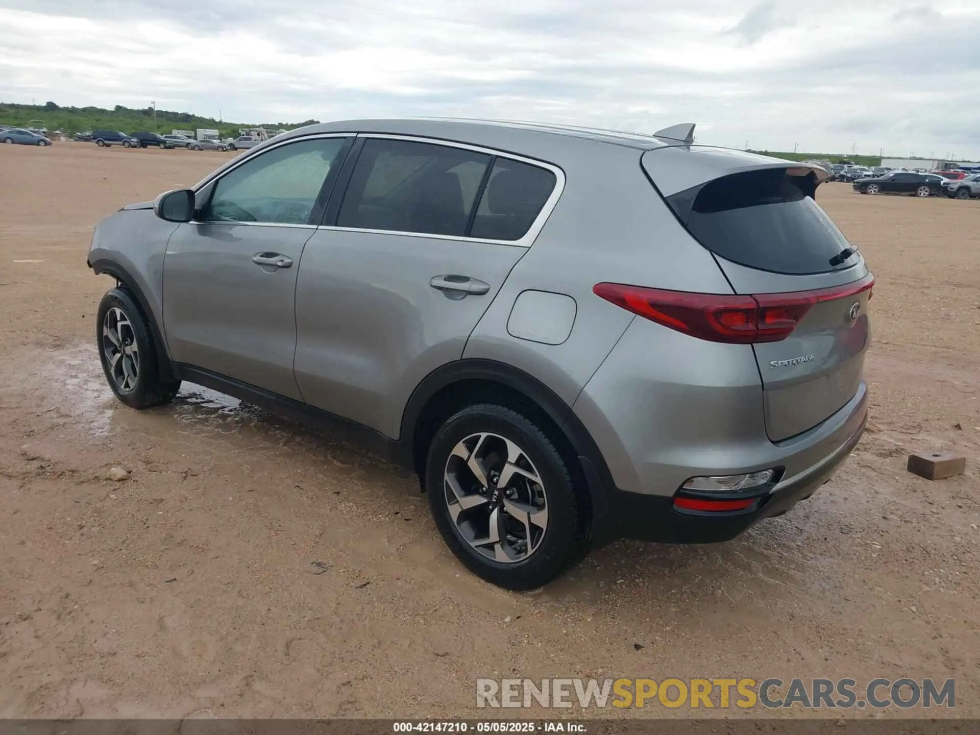 3 Photograph of a damaged car KNDPM3AC1L7795097 KIA SPORTAGE 2020