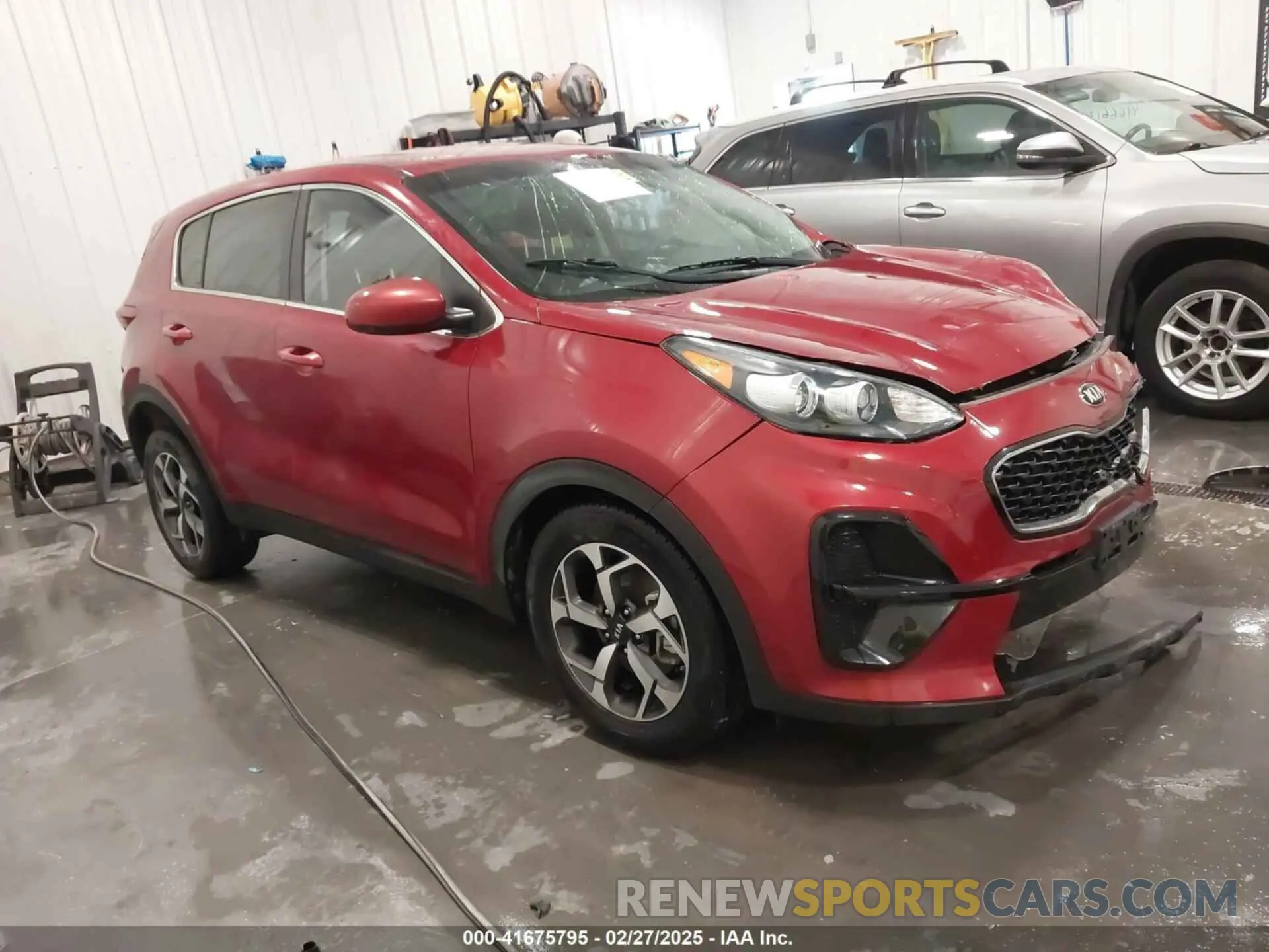 1 Photograph of a damaged car KNDPM3AC2L7648366 KIA SPORTAGE 2020