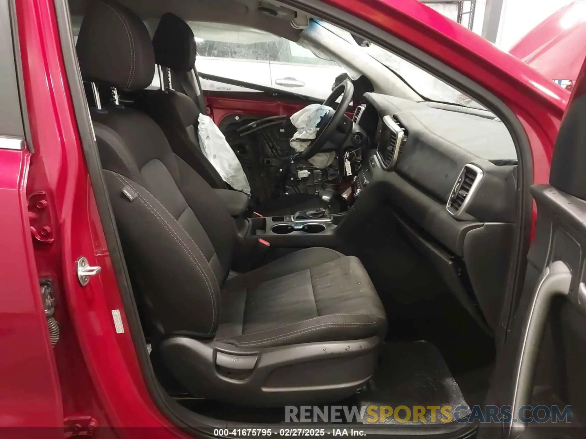 5 Photograph of a damaged car KNDPM3AC2L7648366 KIA SPORTAGE 2020