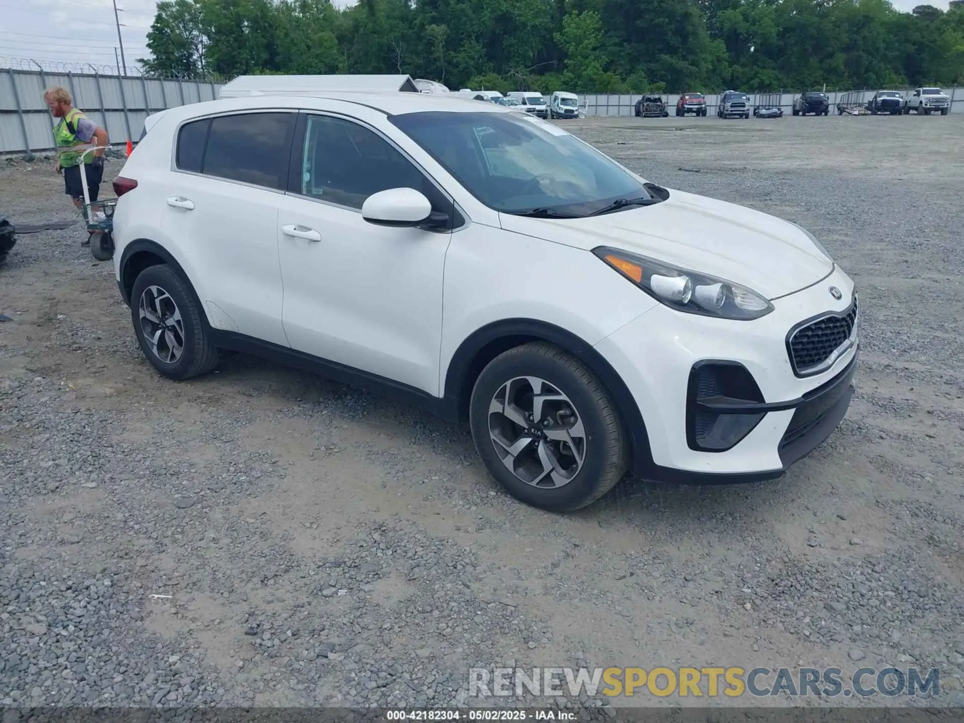 1 Photograph of a damaged car KNDPM3AC2L7778888 KIA SPORTAGE 2020
