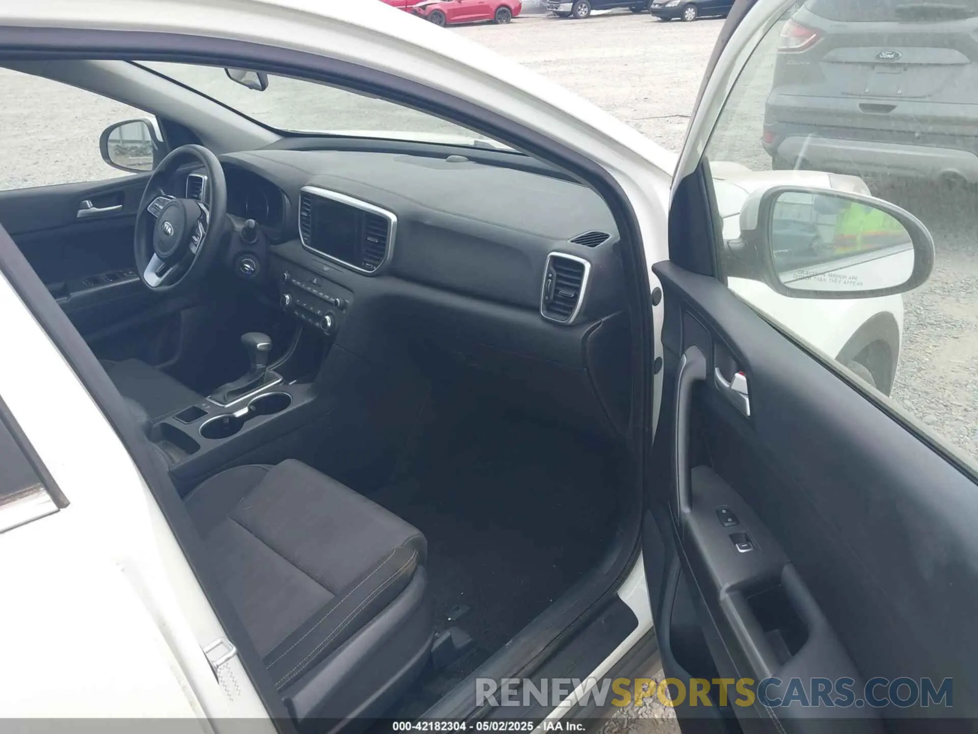 5 Photograph of a damaged car KNDPM3AC2L7778888 KIA SPORTAGE 2020