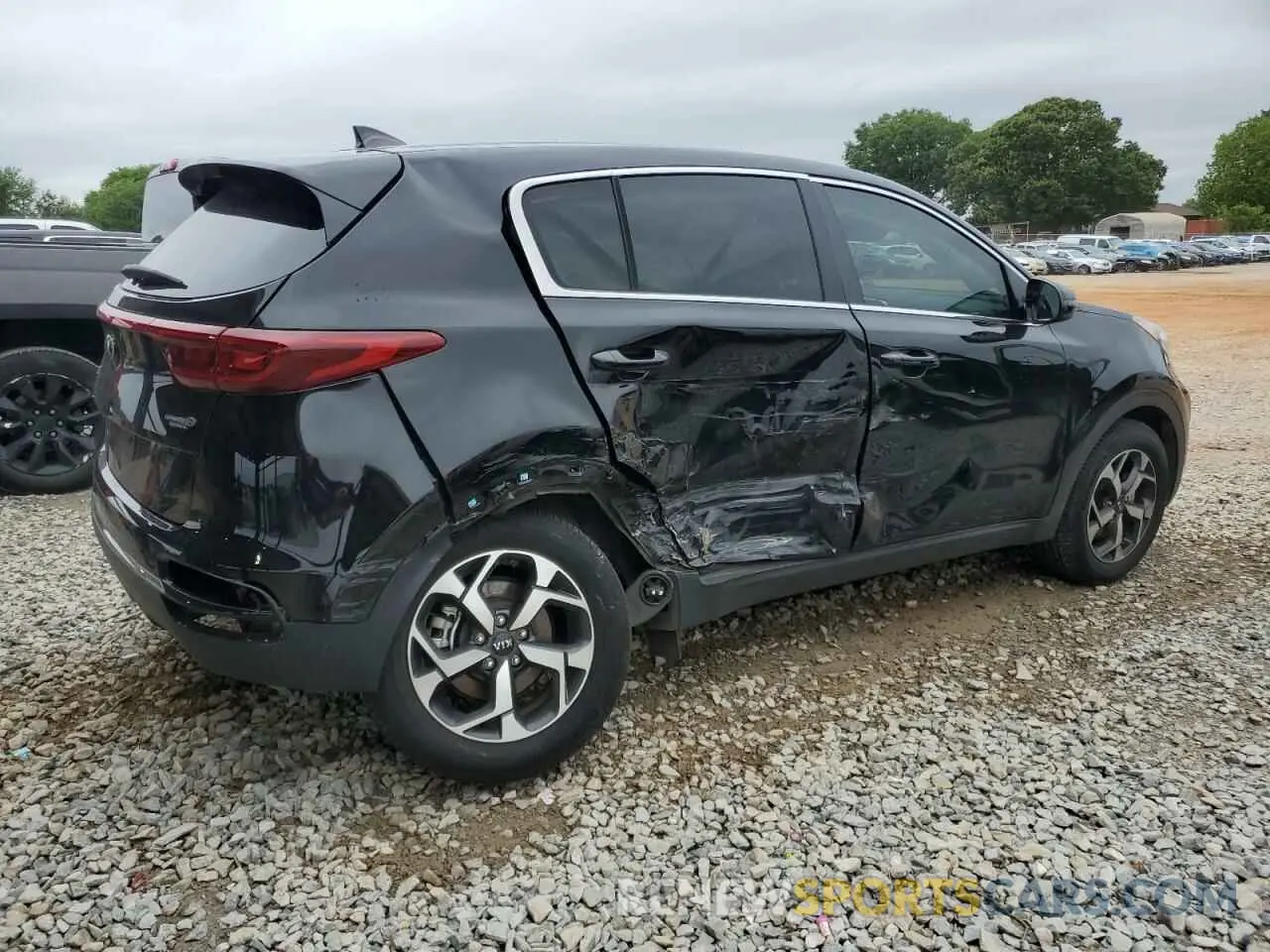 3 Photograph of a damaged car KNDPM3AC2L7781550 KIA SPORTAGE 2020