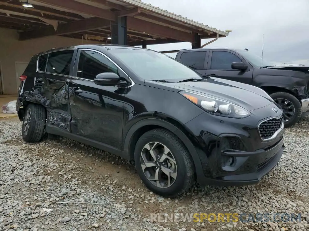 4 Photograph of a damaged car KNDPM3AC2L7781550 KIA SPORTAGE 2020