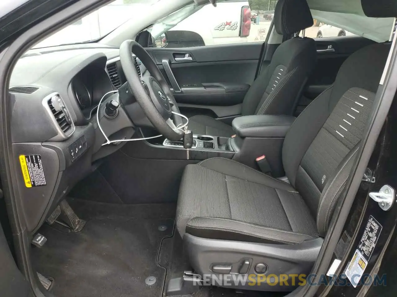 7 Photograph of a damaged car KNDPM3AC2L7781550 KIA SPORTAGE 2020