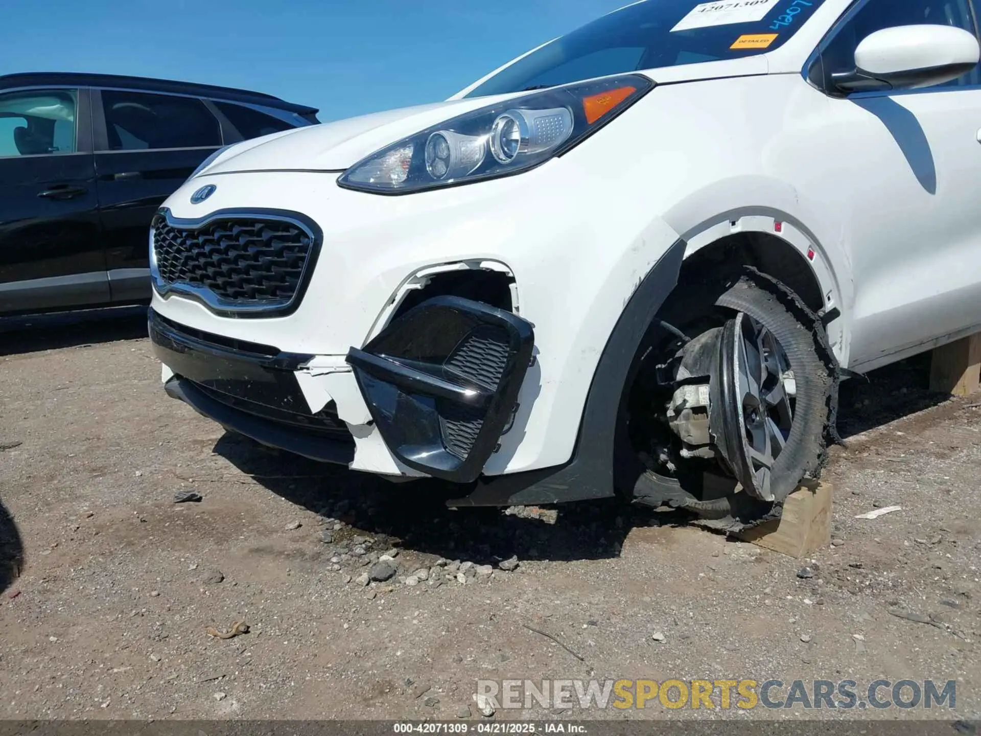 6 Photograph of a damaged car KNDPM3AC3L7687919 KIA SPORTAGE 2020