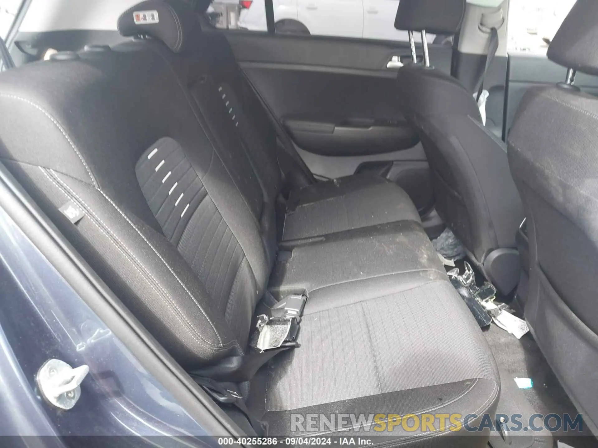 8 Photograph of a damaged car KNDPM3AC3L7713581 KIA SPORTAGE 2020