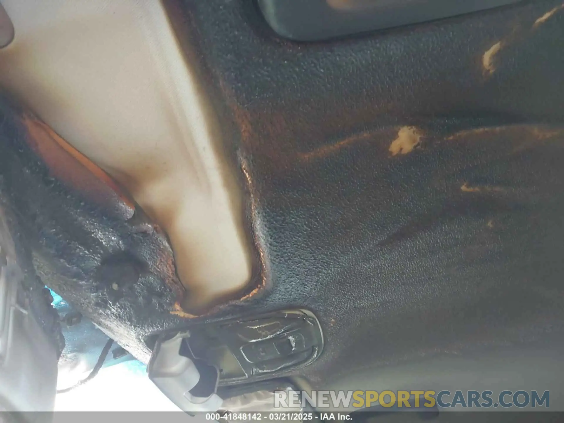 13 Photograph of a damaged car KNDPM3AC3L7719719 KIA SPORTAGE 2020