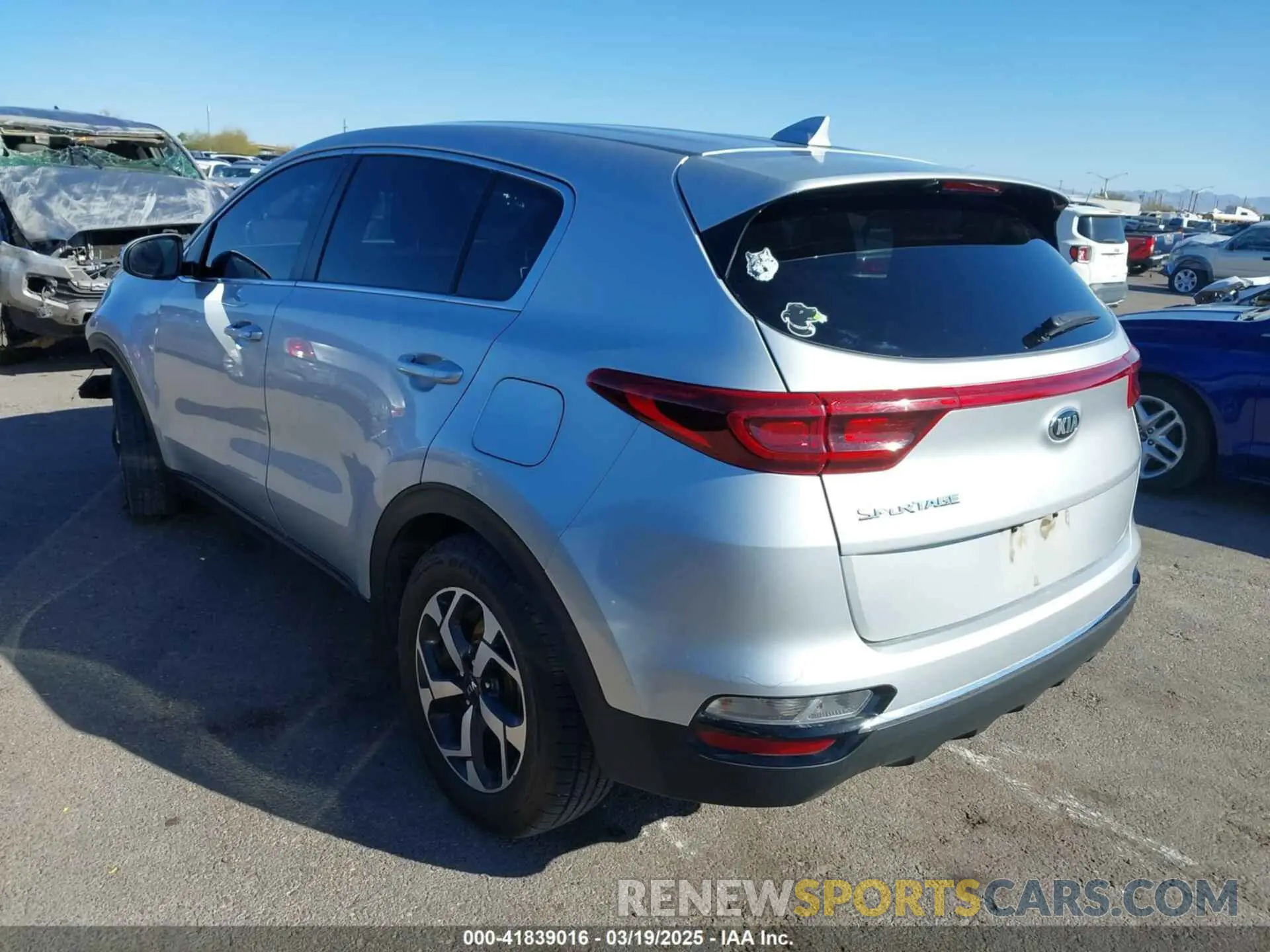 3 Photograph of a damaged car KNDPM3AC3L7815978 KIA SPORTAGE 2020