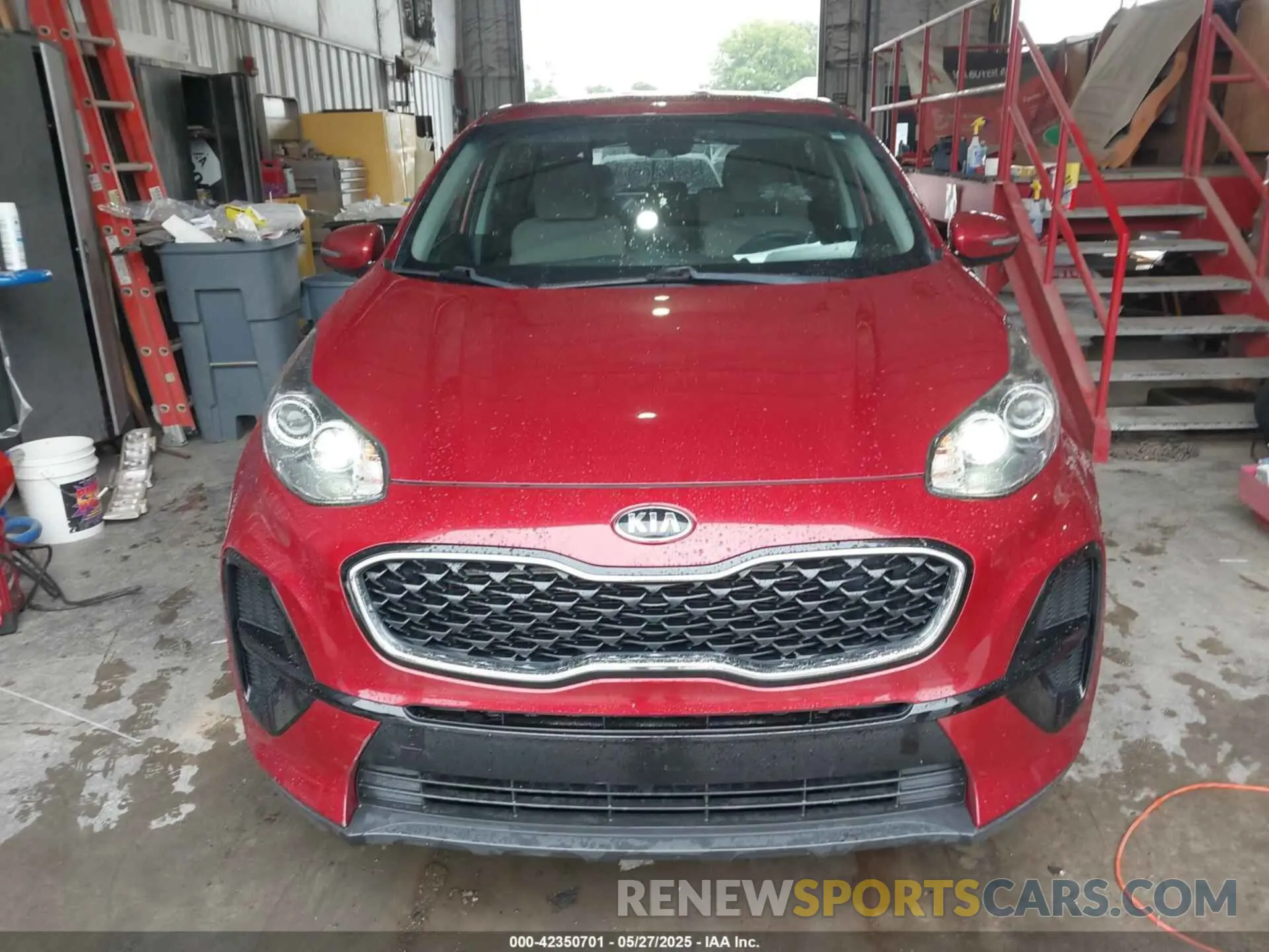 12 Photograph of a damaged car KNDPM3AC4L7650569 KIA SPORTAGE 2020