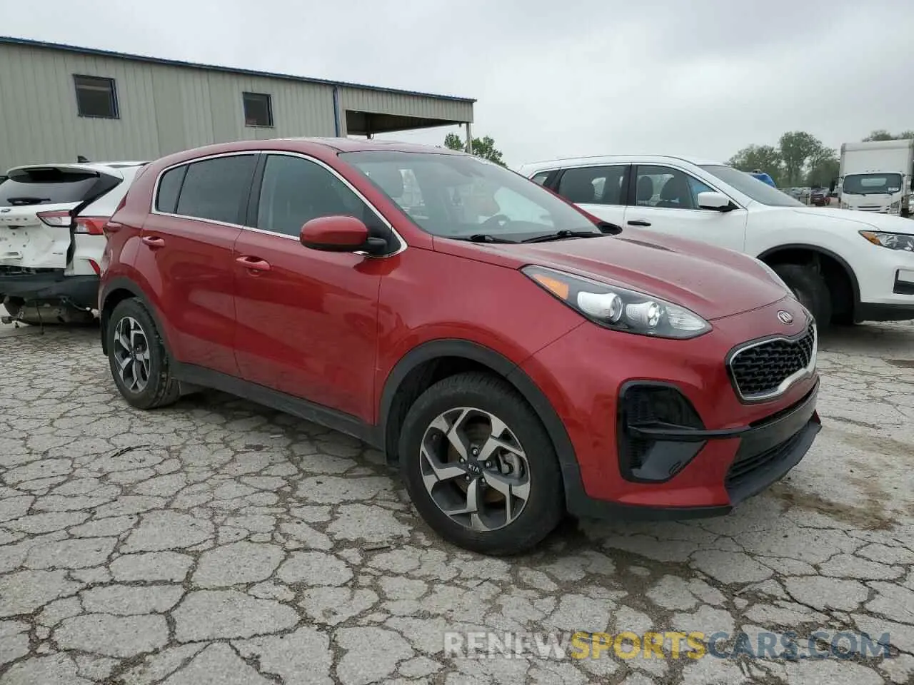 4 Photograph of a damaged car KNDPM3AC4L7799970 KIA SPORTAGE 2020