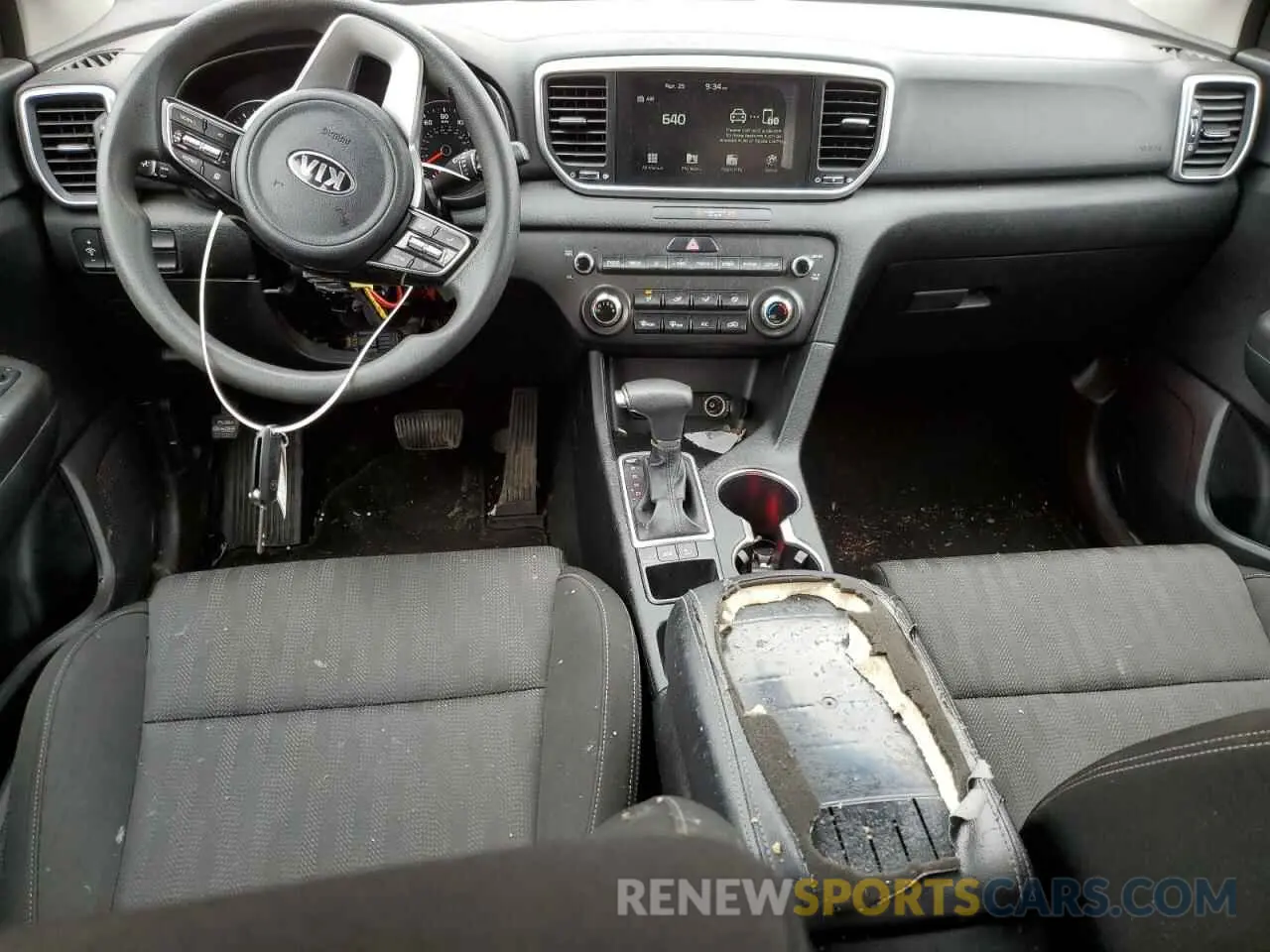 8 Photograph of a damaged car KNDPM3AC4L7799970 KIA SPORTAGE 2020
