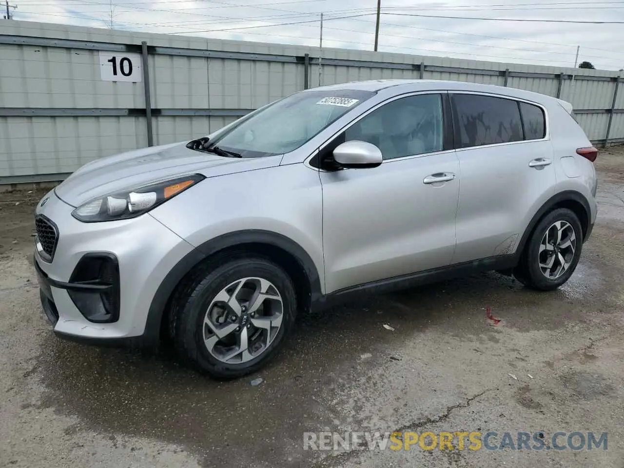 1 Photograph of a damaged car KNDPM3AC5L7685542 KIA SPORTAGE 2020