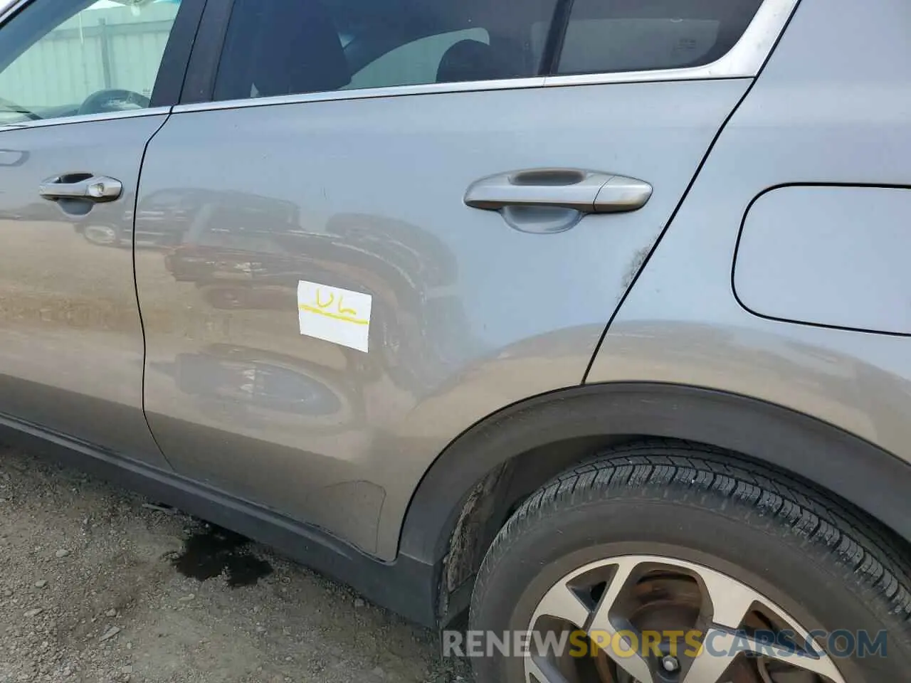 15 Photograph of a damaged car KNDPM3AC5L7686402 KIA SPORTAGE 2020