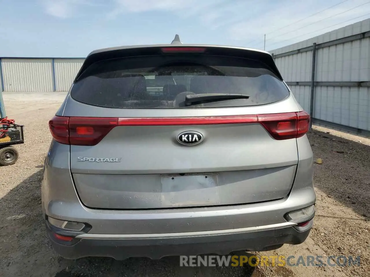 6 Photograph of a damaged car KNDPM3AC5L7686402 KIA SPORTAGE 2020