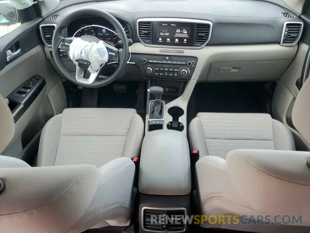 8 Photograph of a damaged car KNDPM3AC5L7722296 KIA SPORTAGE 2020