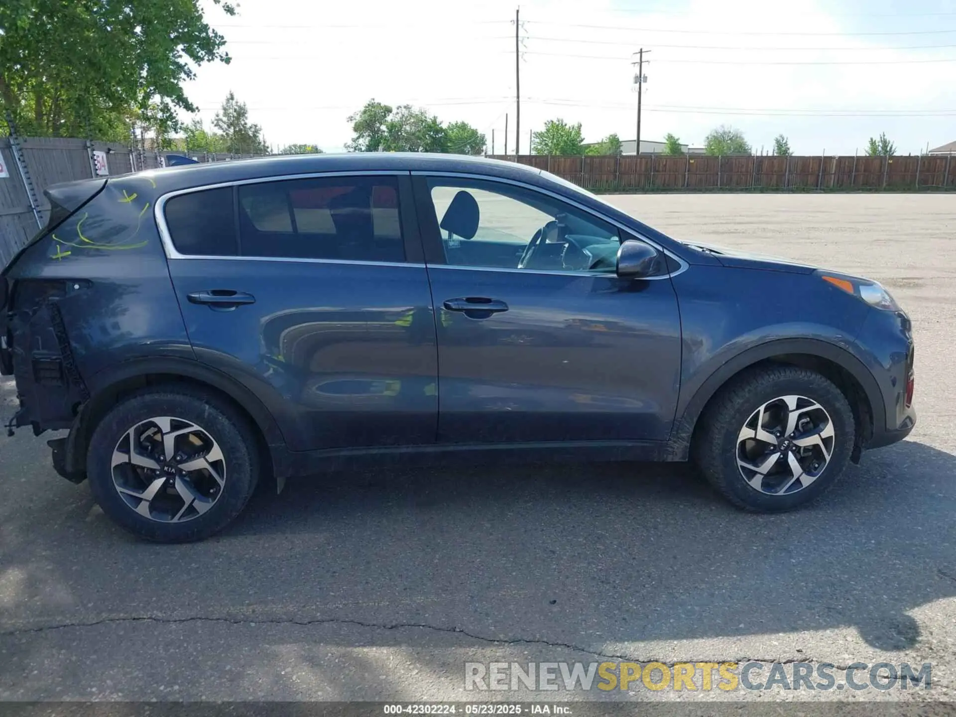 14 Photograph of a damaged car KNDPM3AC5L7746534 KIA SPORTAGE 2020