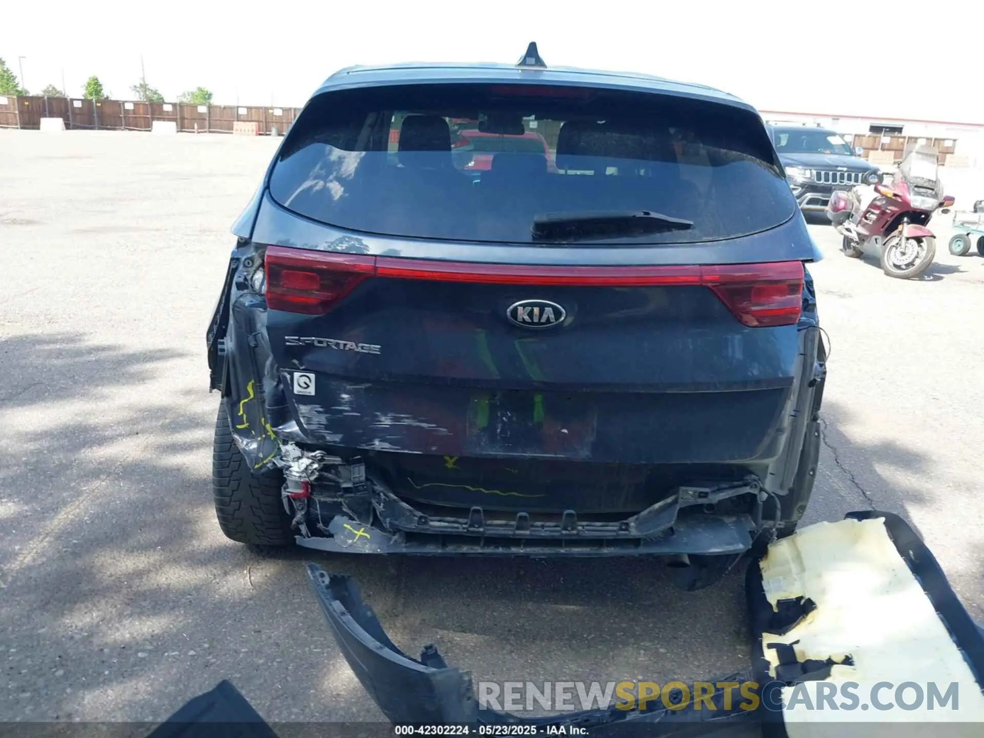 17 Photograph of a damaged car KNDPM3AC5L7746534 KIA SPORTAGE 2020