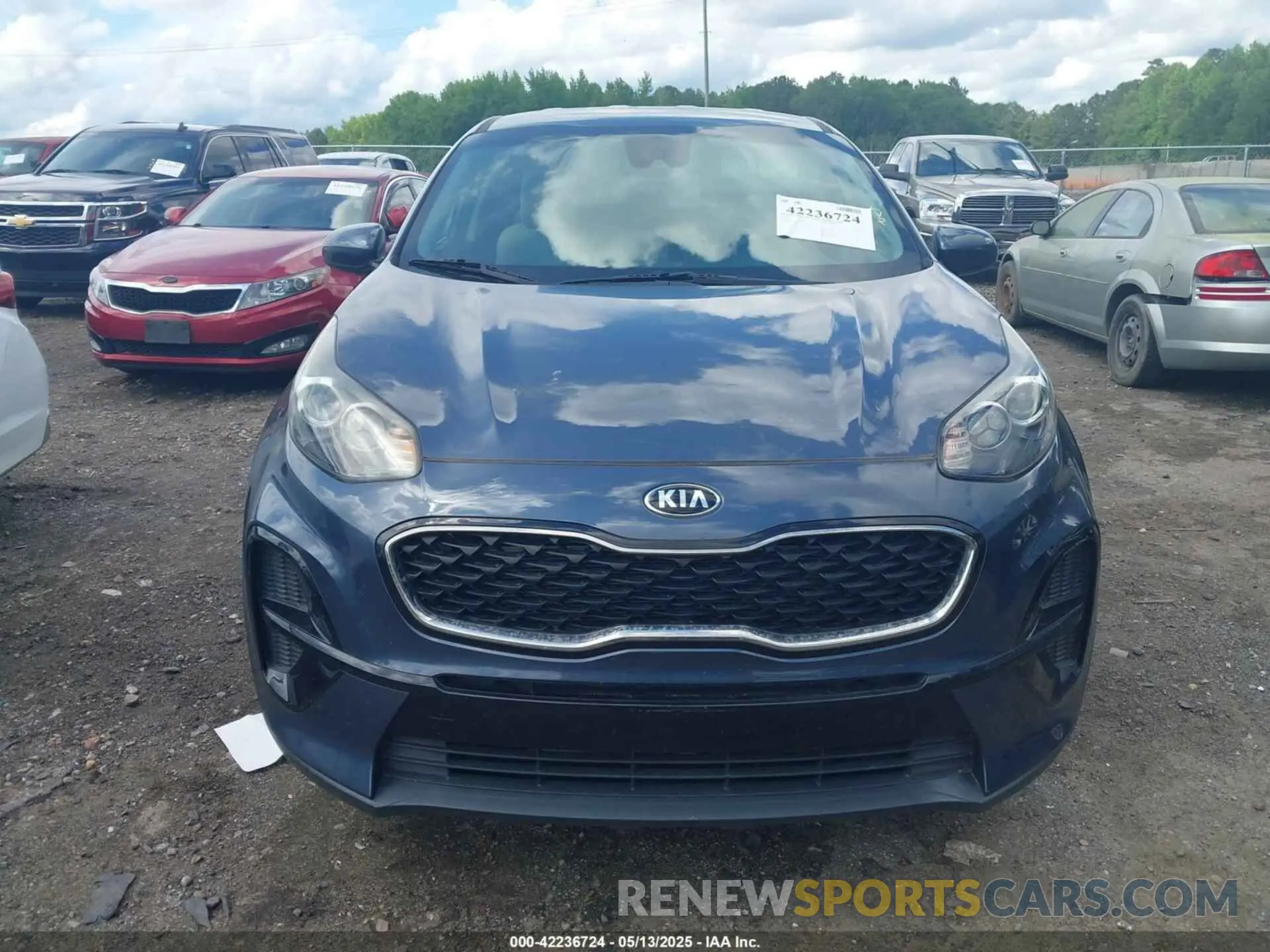 11 Photograph of a damaged car KNDPM3AC5L7813505 KIA SPORTAGE 2020