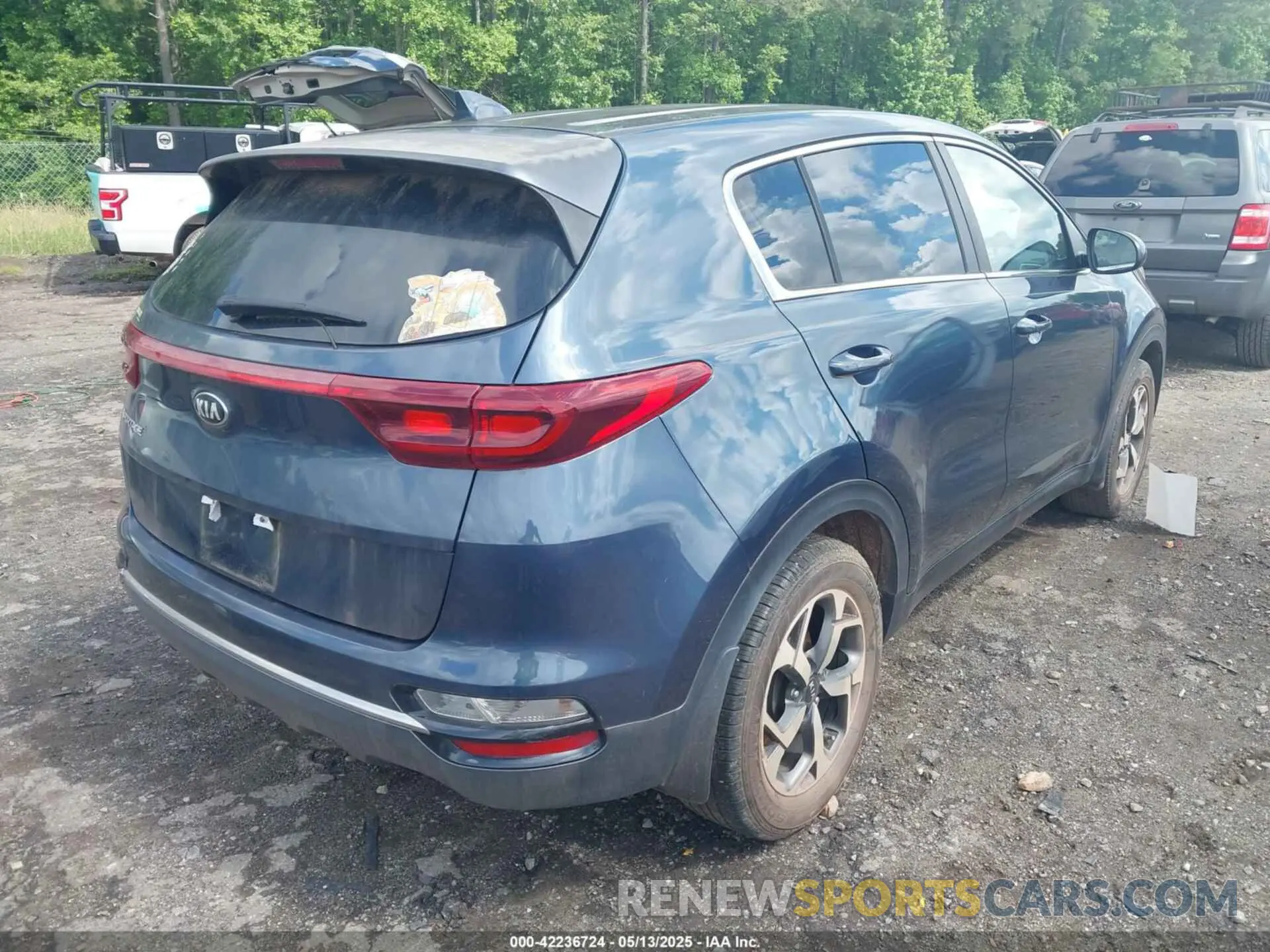 4 Photograph of a damaged car KNDPM3AC5L7813505 KIA SPORTAGE 2020