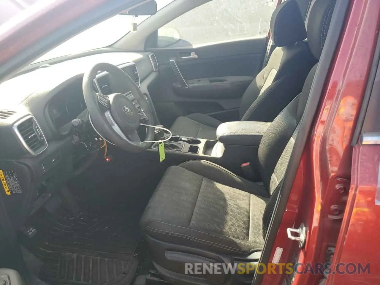 7 Photograph of a damaged car KNDPM3AC5L7829395 KIA SPORTAGE 2020