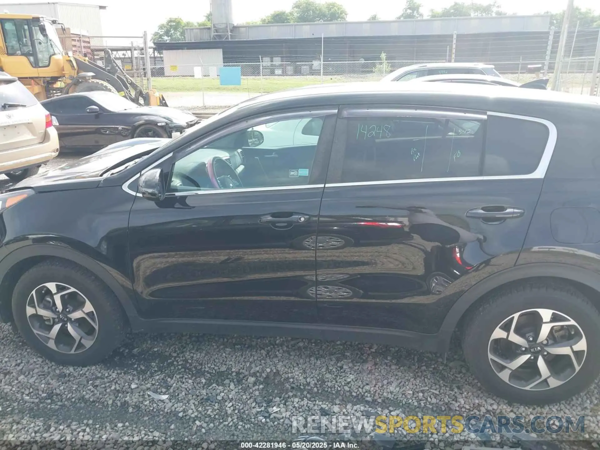 14 Photograph of a damaged car KNDPM3AC6L7650542 KIA SPORTAGE 2020