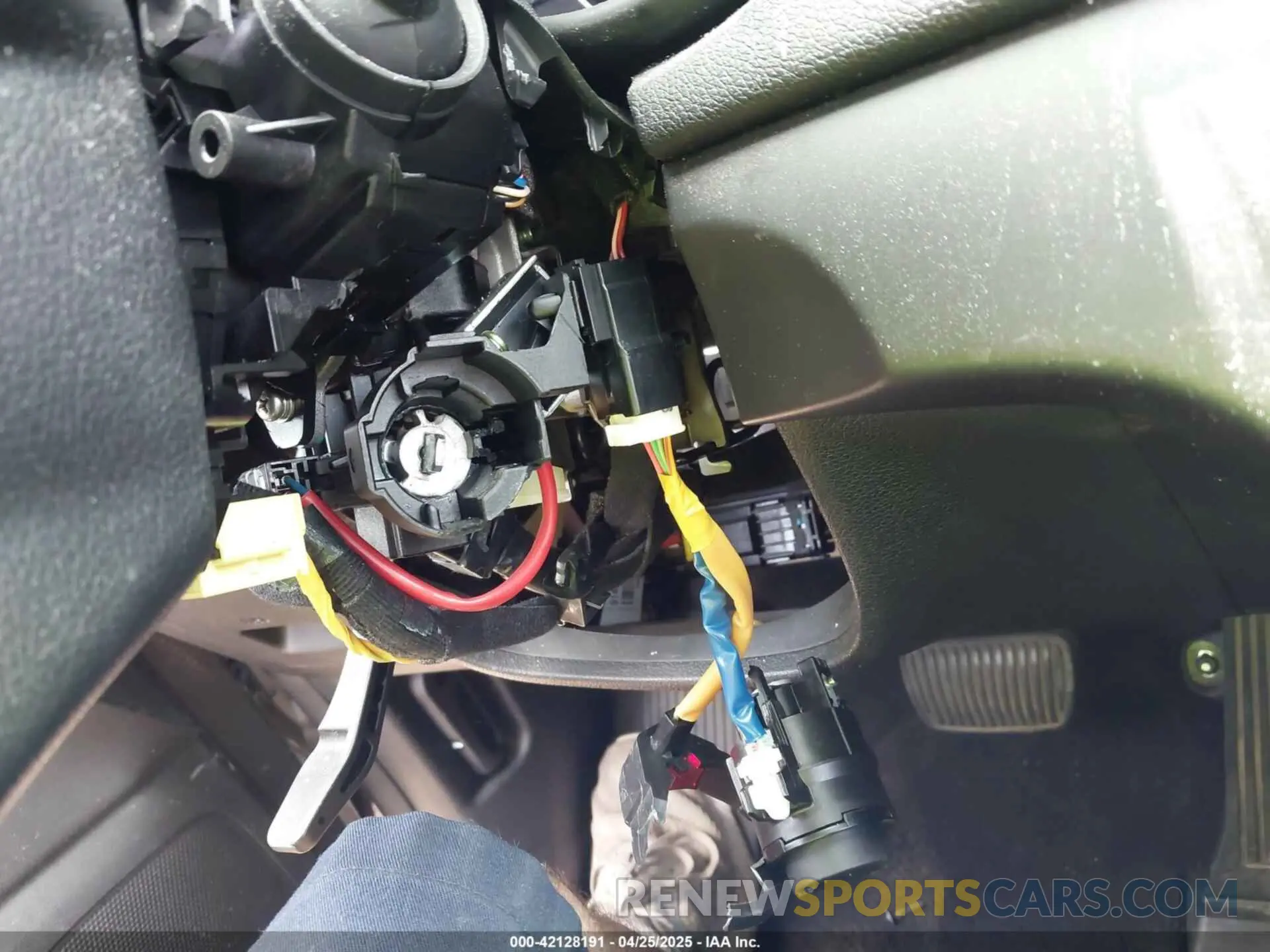 11 Photograph of a damaged car KNDPM3AC6L7652842 KIA SPORTAGE 2020