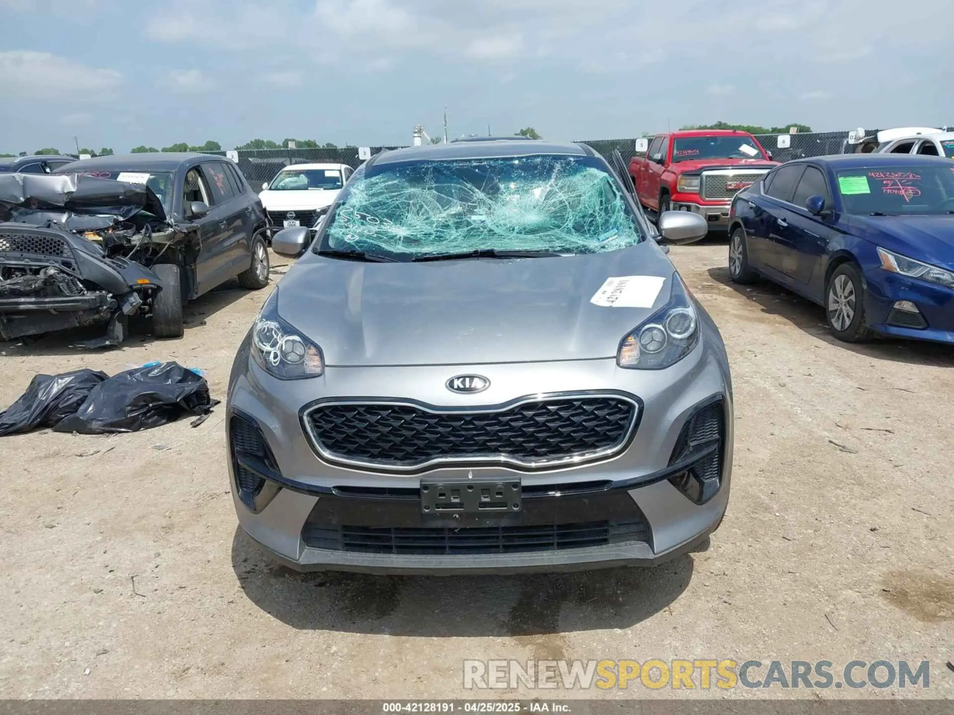 12 Photograph of a damaged car KNDPM3AC6L7652842 KIA SPORTAGE 2020