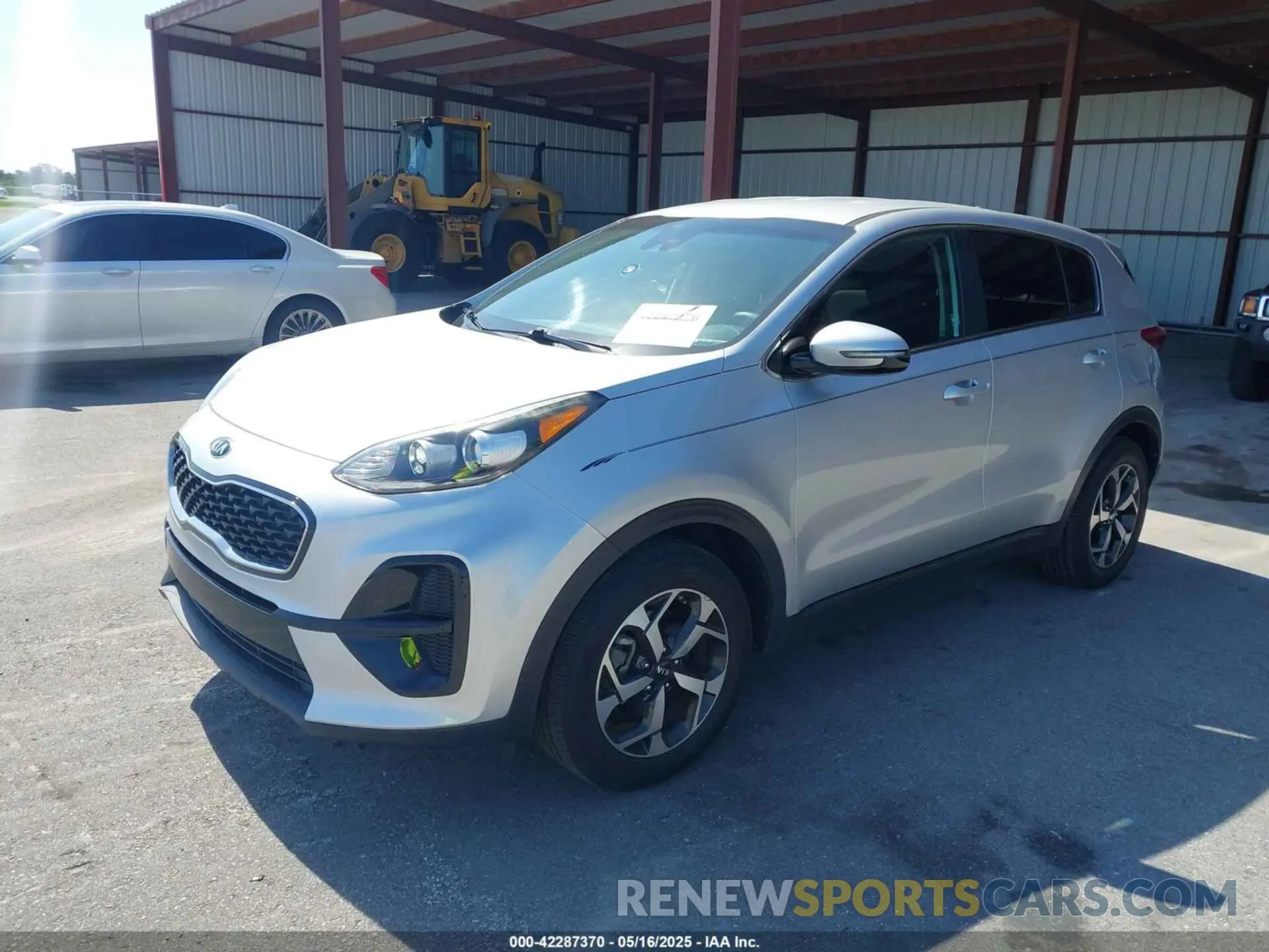 2 Photograph of a damaged car KNDPM3AC6L7685906 KIA SPORTAGE 2020