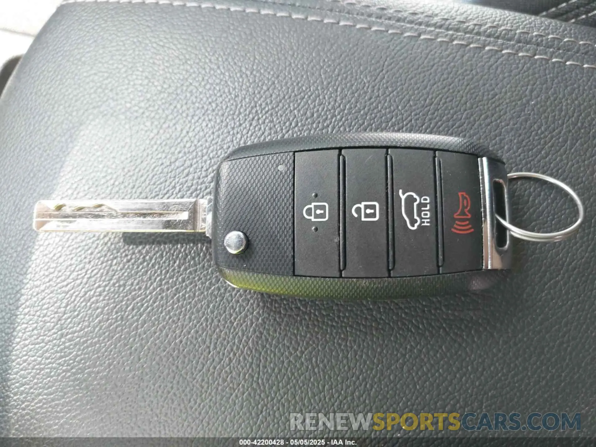 11 Photograph of a damaged car KNDPM3AC6L7788601 KIA SPORTAGE 2020