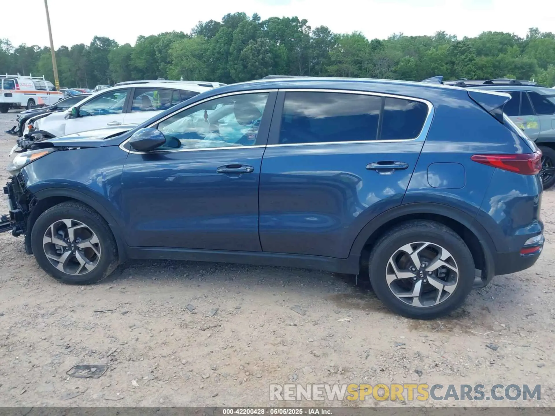 14 Photograph of a damaged car KNDPM3AC6L7788601 KIA SPORTAGE 2020