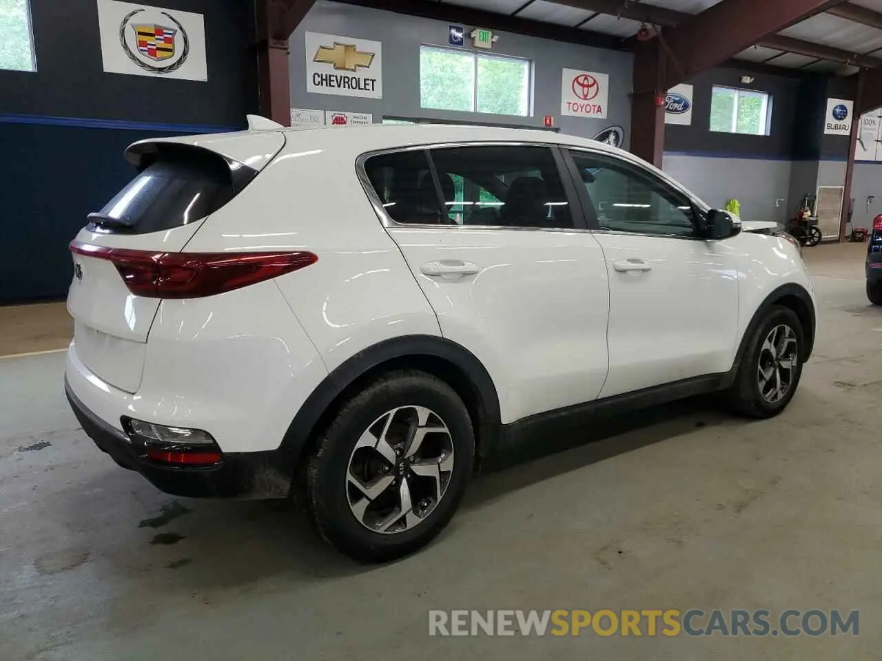 3 Photograph of a damaged car KNDPM3AC6L7821922 KIA SPORTAGE 2020