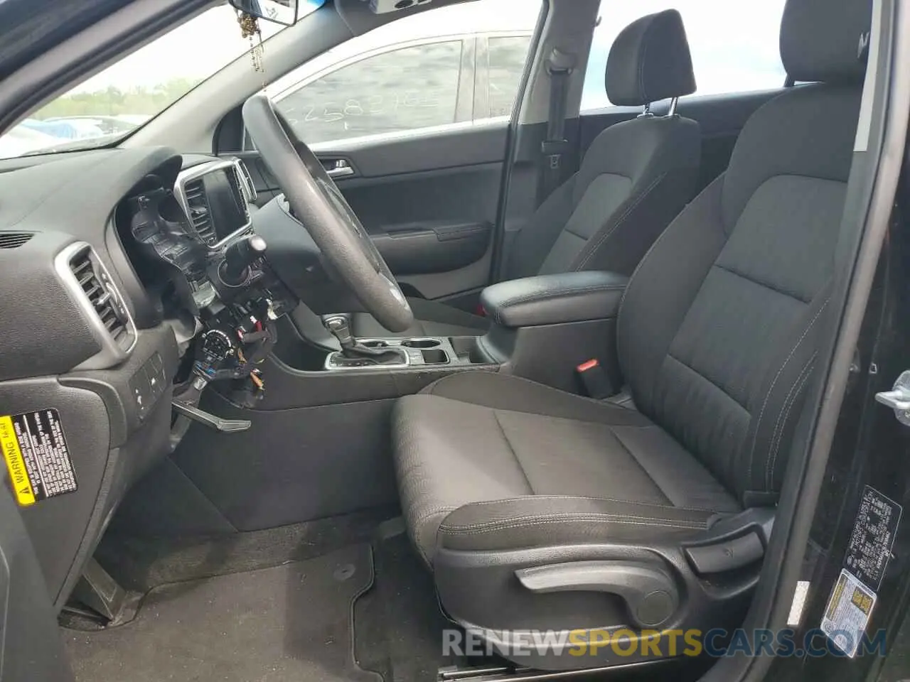 7 Photograph of a damaged car KNDPM3AC6L7838462 KIA SPORTAGE 2020