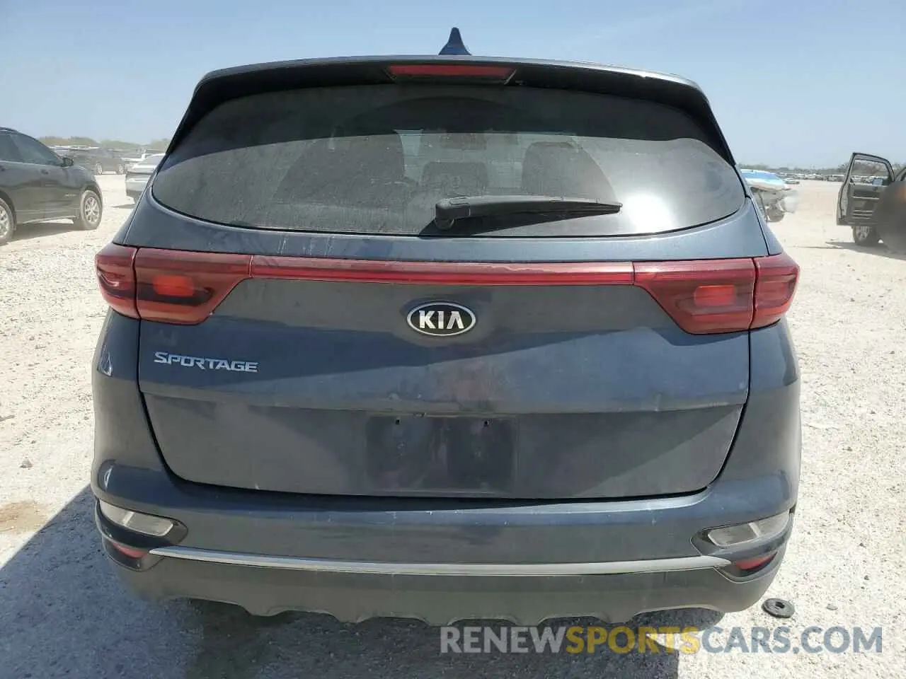 6 Photograph of a damaged car KNDPM3AC7L7629067 KIA SPORTAGE 2020