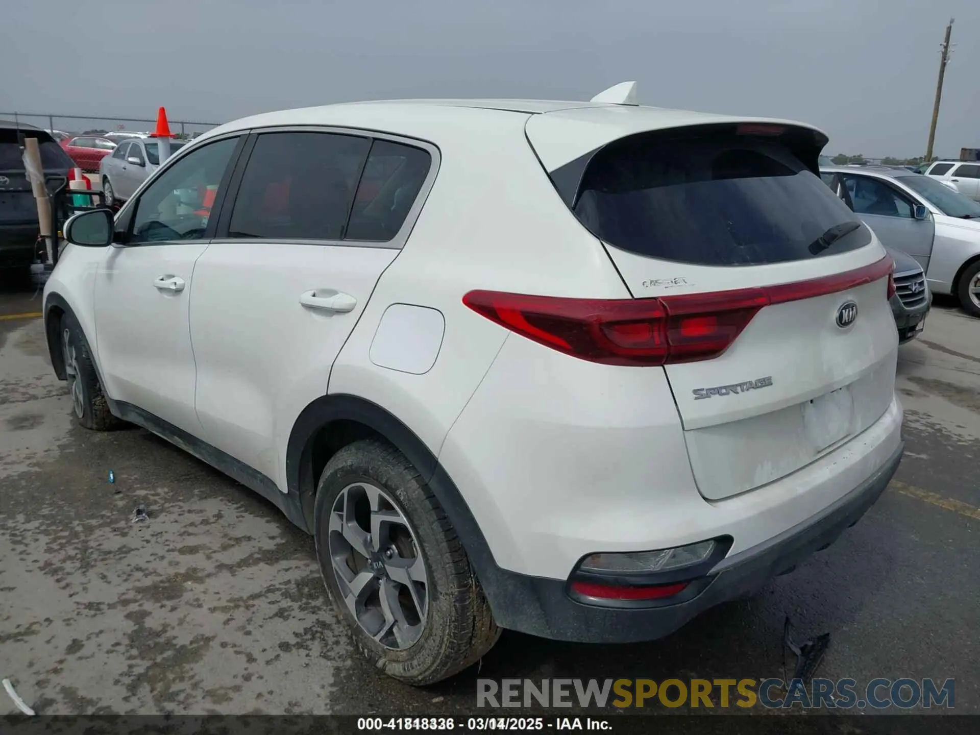 3 Photograph of a damaged car KNDPM3AC7L7652493 KIA SPORTAGE 2020