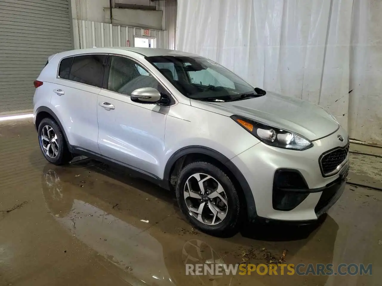 4 Photograph of a damaged car KNDPM3AC7L7700543 KIA SPORTAGE 2020