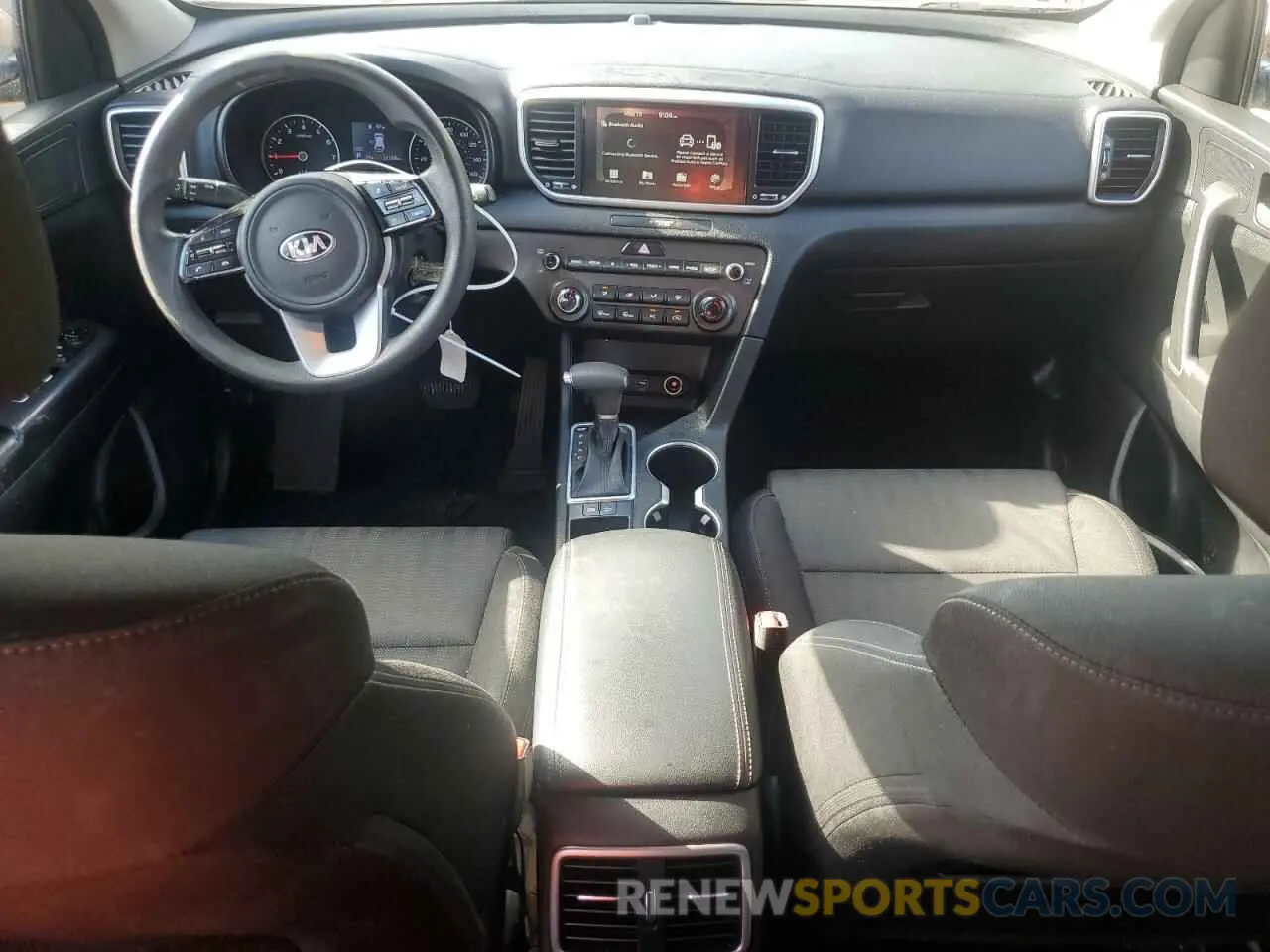 8 Photograph of a damaged car KNDPM3AC7L7737656 KIA SPORTAGE 2020