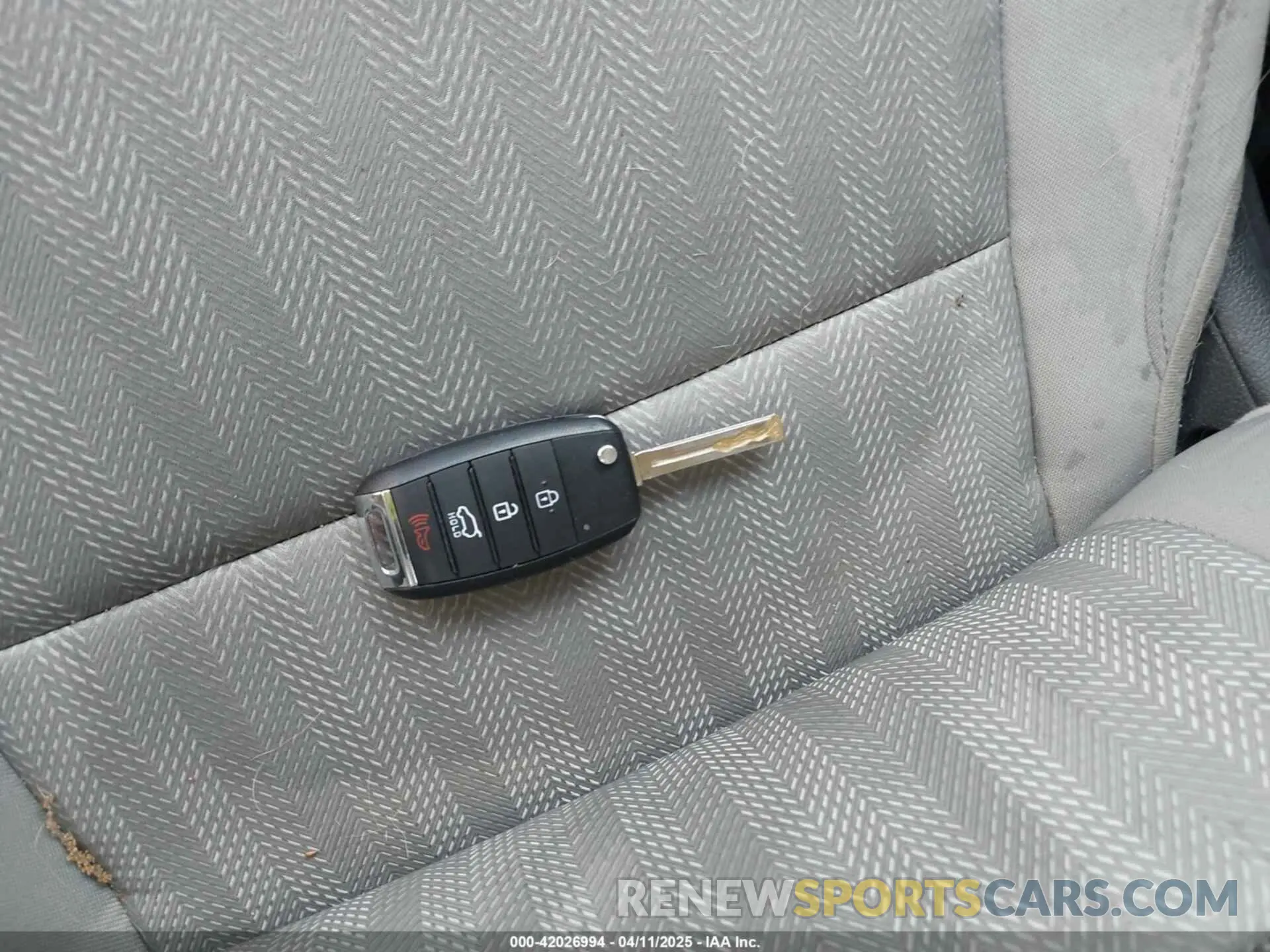 11 Photograph of a damaged car KNDPM3AC7L7755719 KIA SPORTAGE 2020