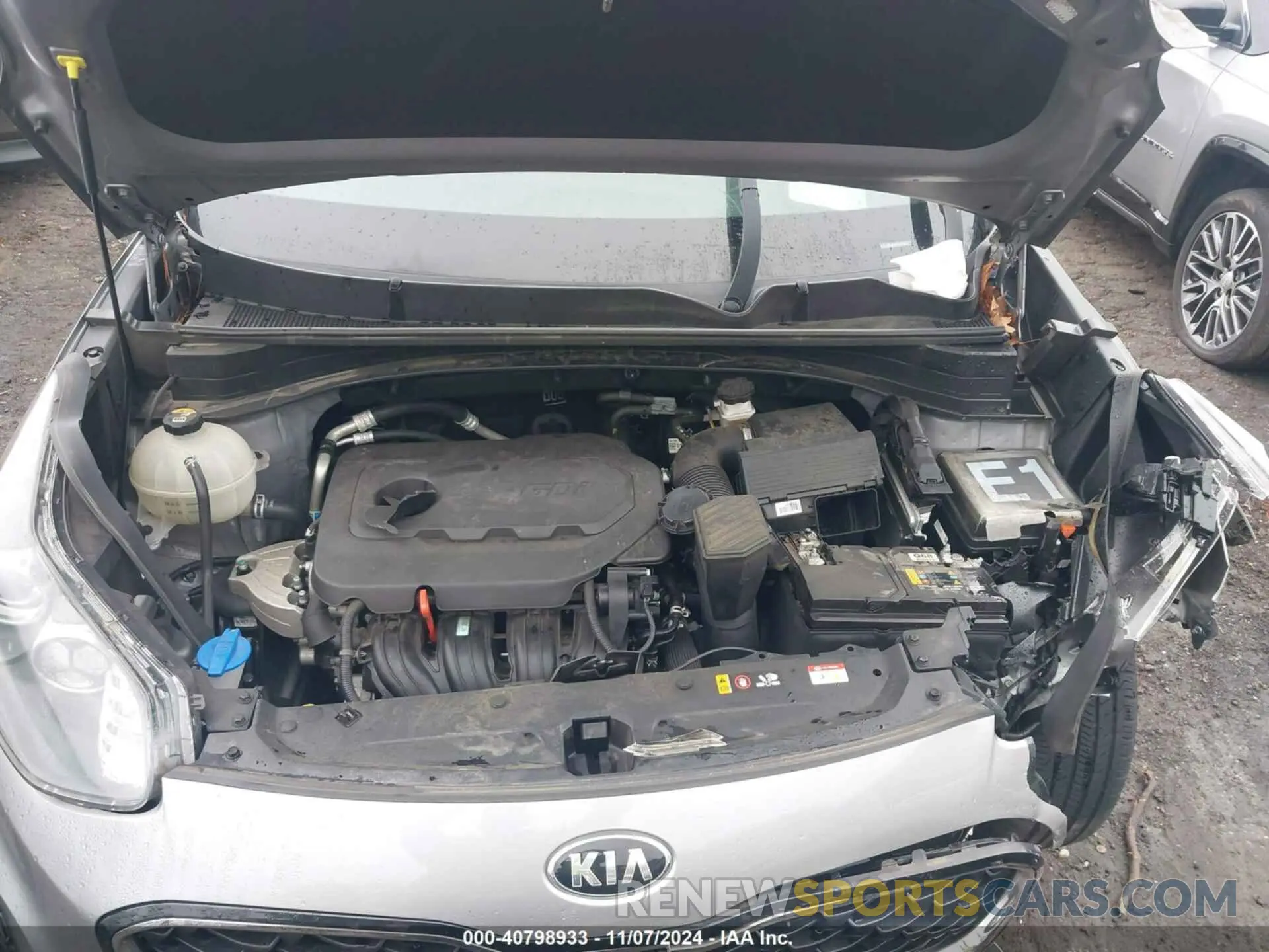 10 Photograph of a damaged car KNDPM3AC7L7761472 KIA SPORTAGE 2020