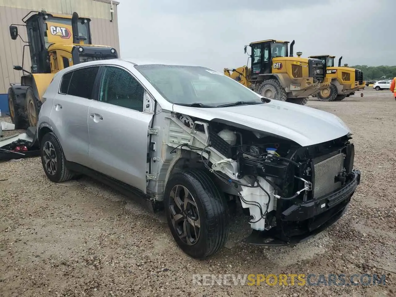 4 Photograph of a damaged car KNDPM3AC7L7773783 KIA SPORTAGE 2020