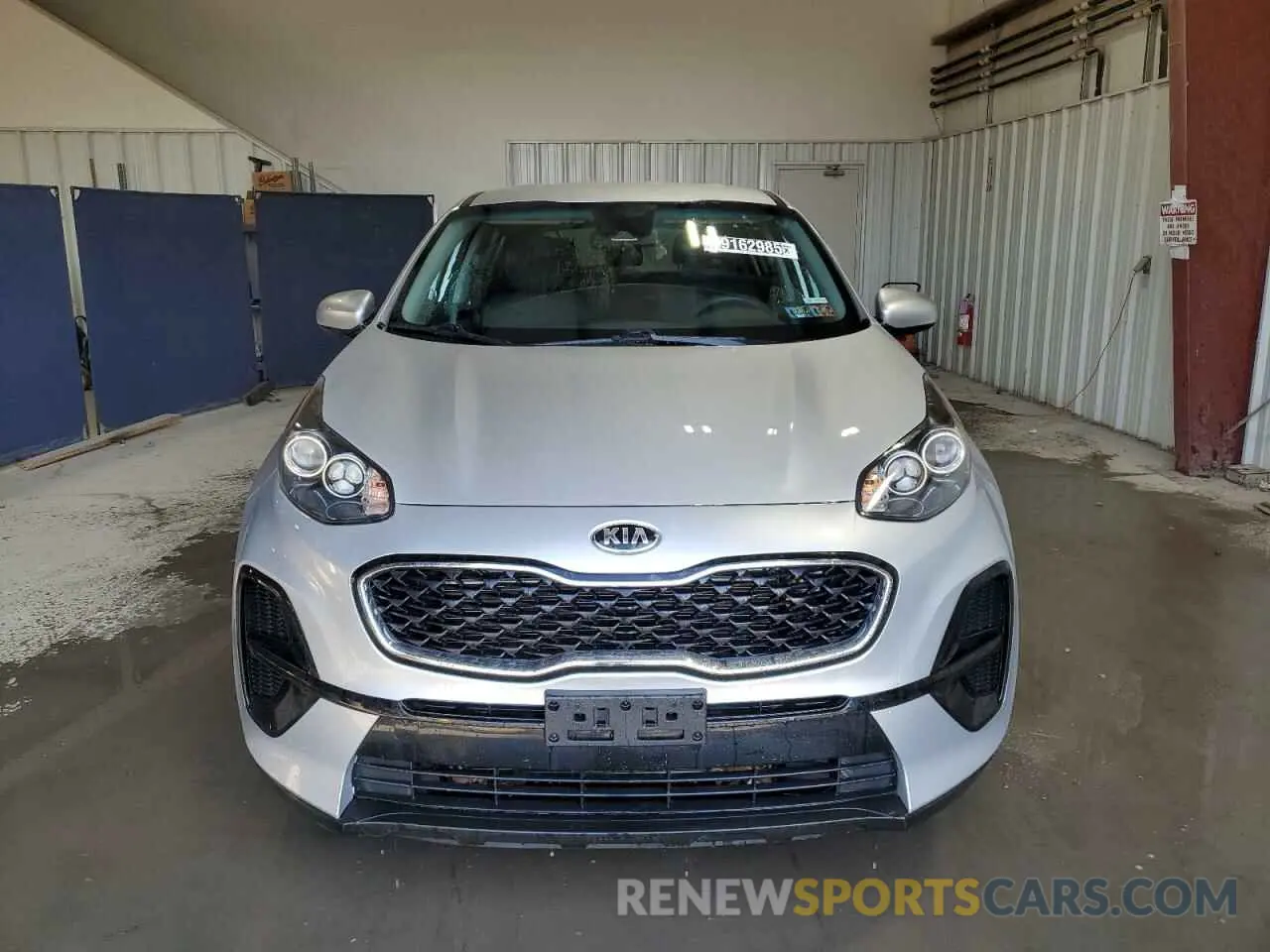 5 Photograph of a damaged car KNDPM3AC7L7784072 KIA SPORTAGE 2020