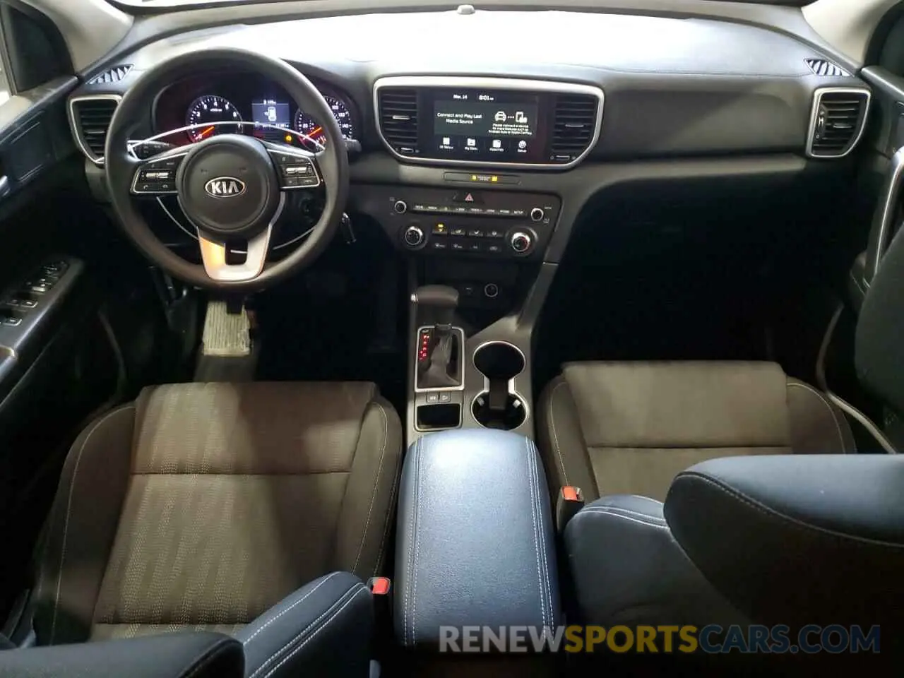 8 Photograph of a damaged car KNDPM3AC7L7784072 KIA SPORTAGE 2020